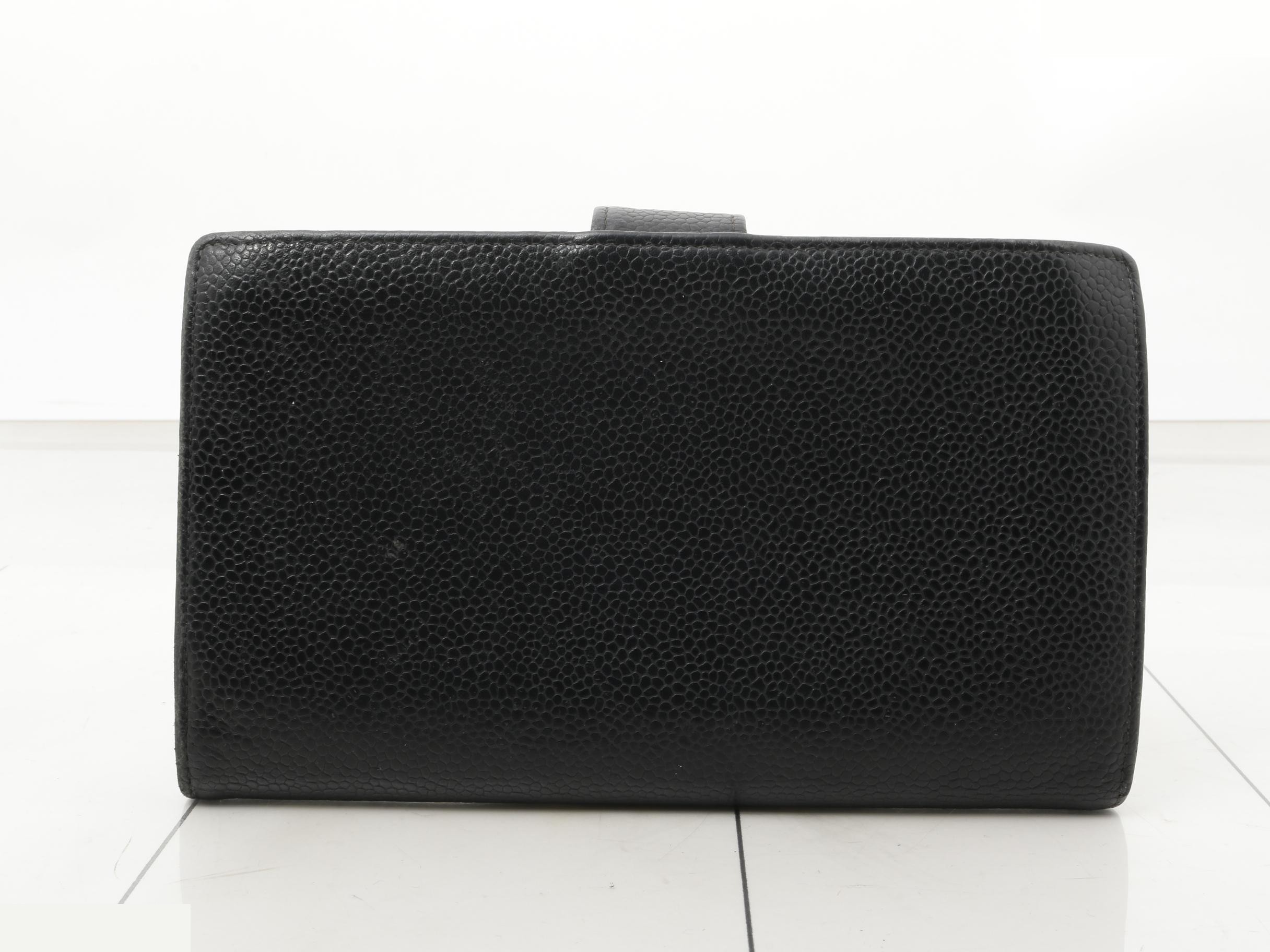 Caviar Skin Long Wallet — view 2