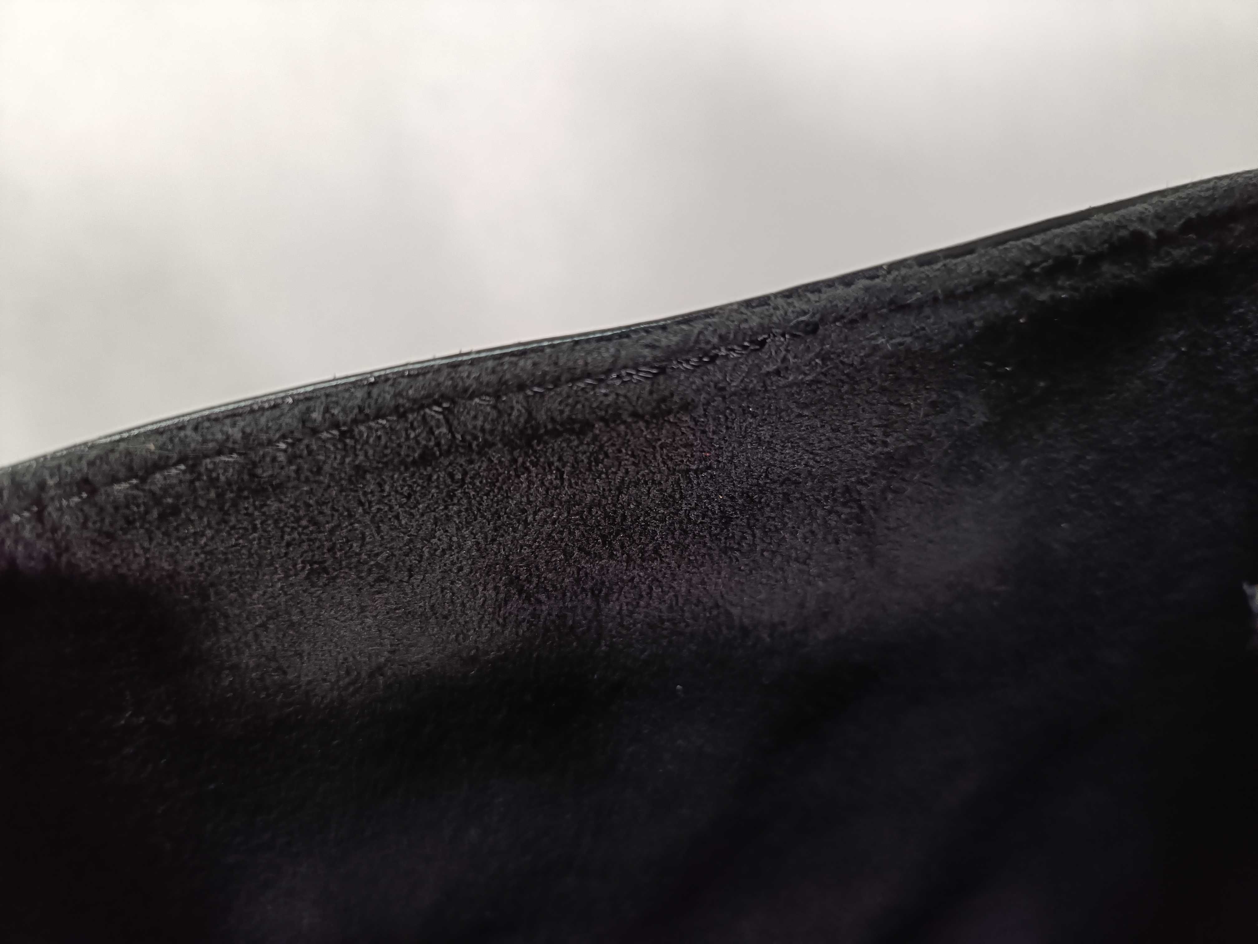 Epi Sac Depaule Black Shoulder Bag — view 12
