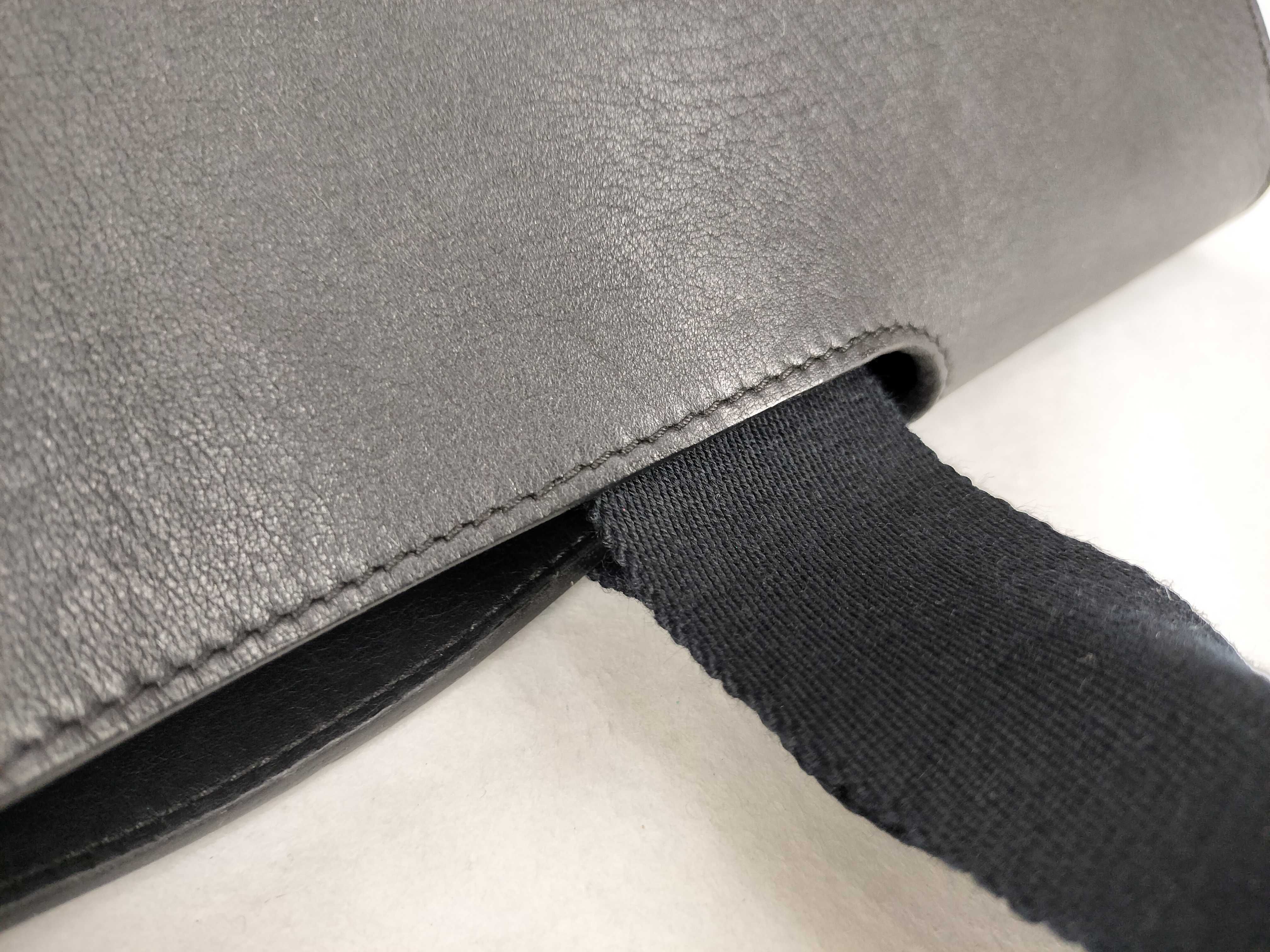 Valparaiso MM Black Handbag — view 5
