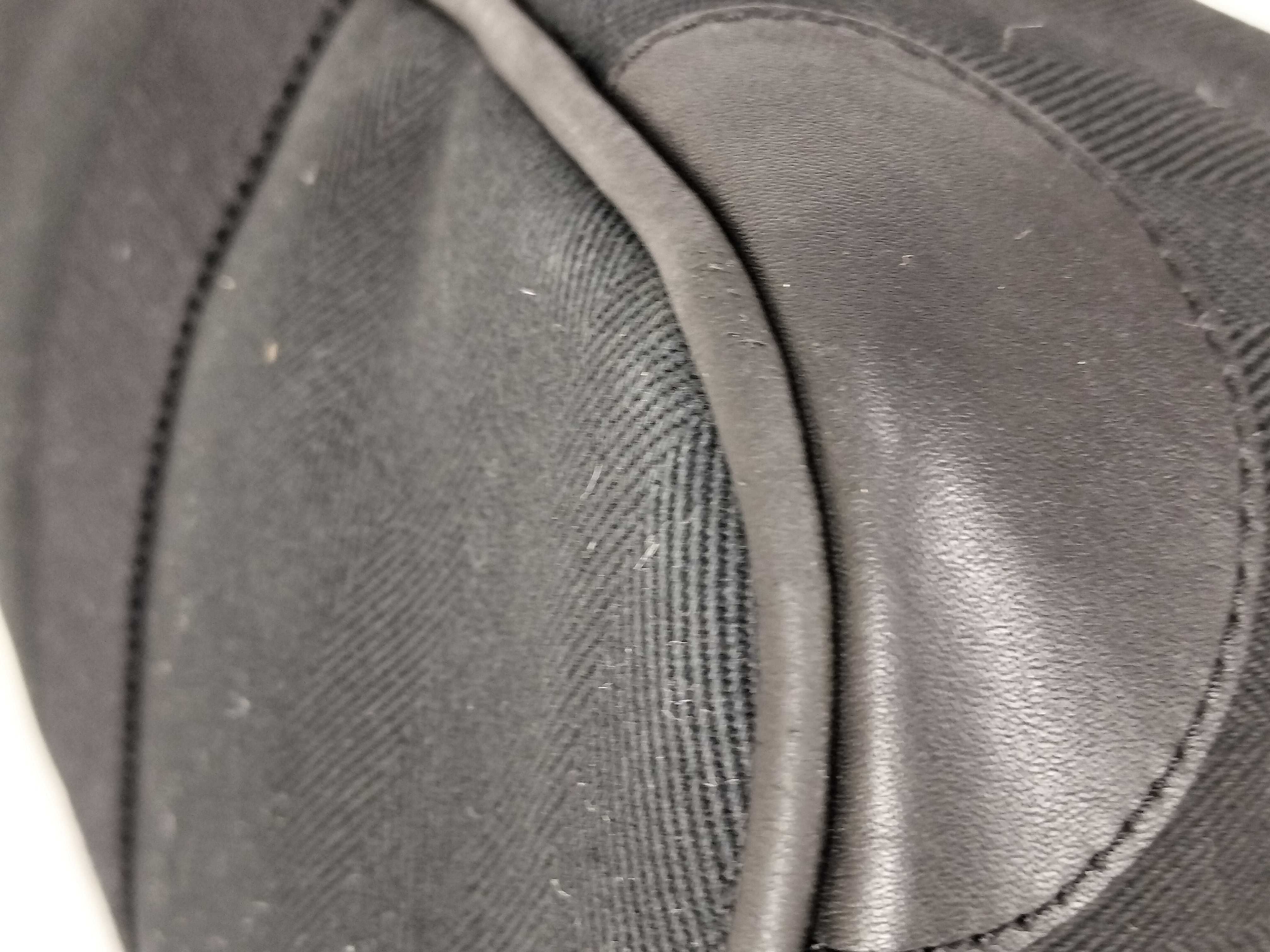 Valparaiso MM Black Handbag — view 6