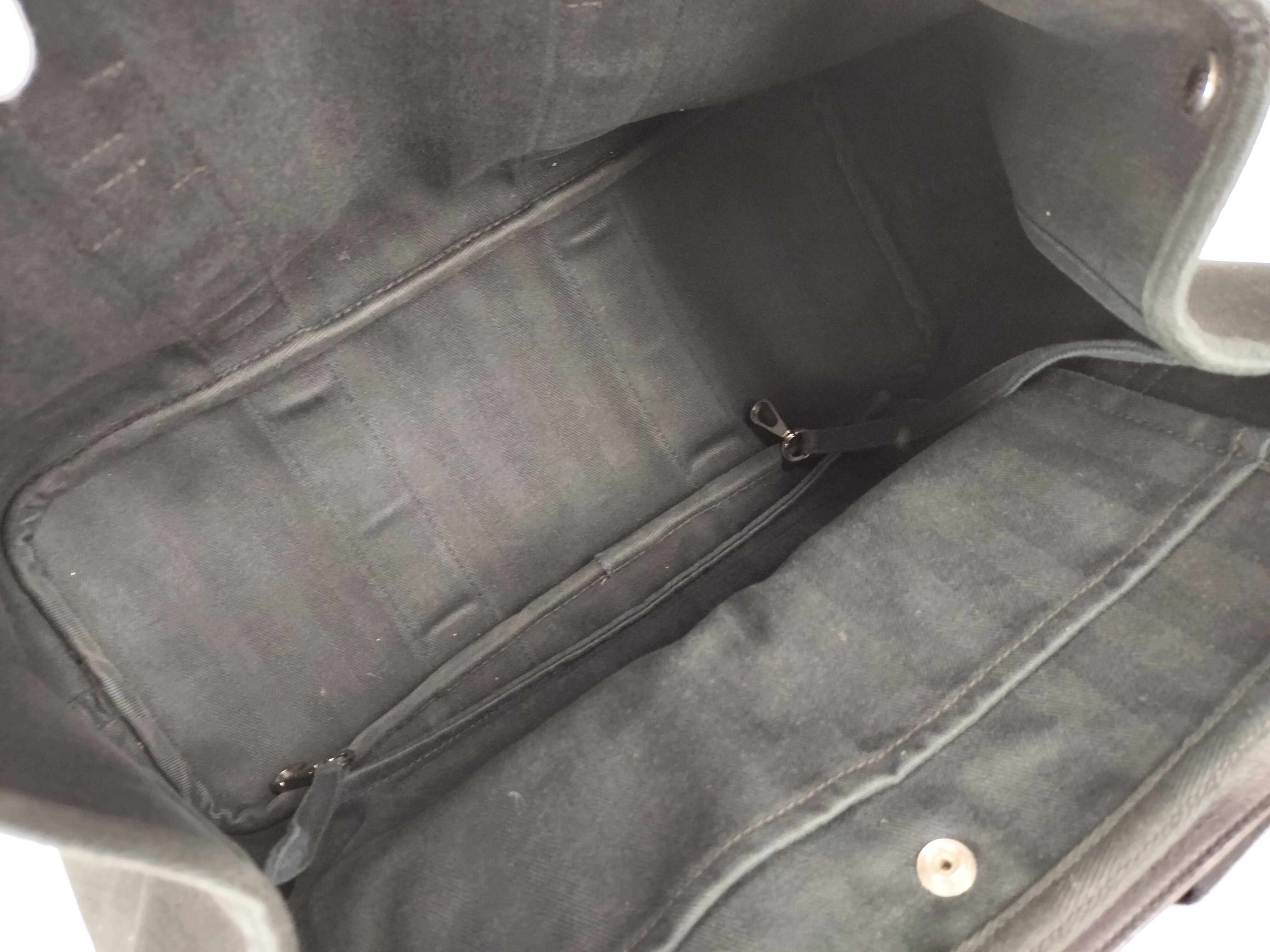 Valparaiso MM Black Handbag — view 9
