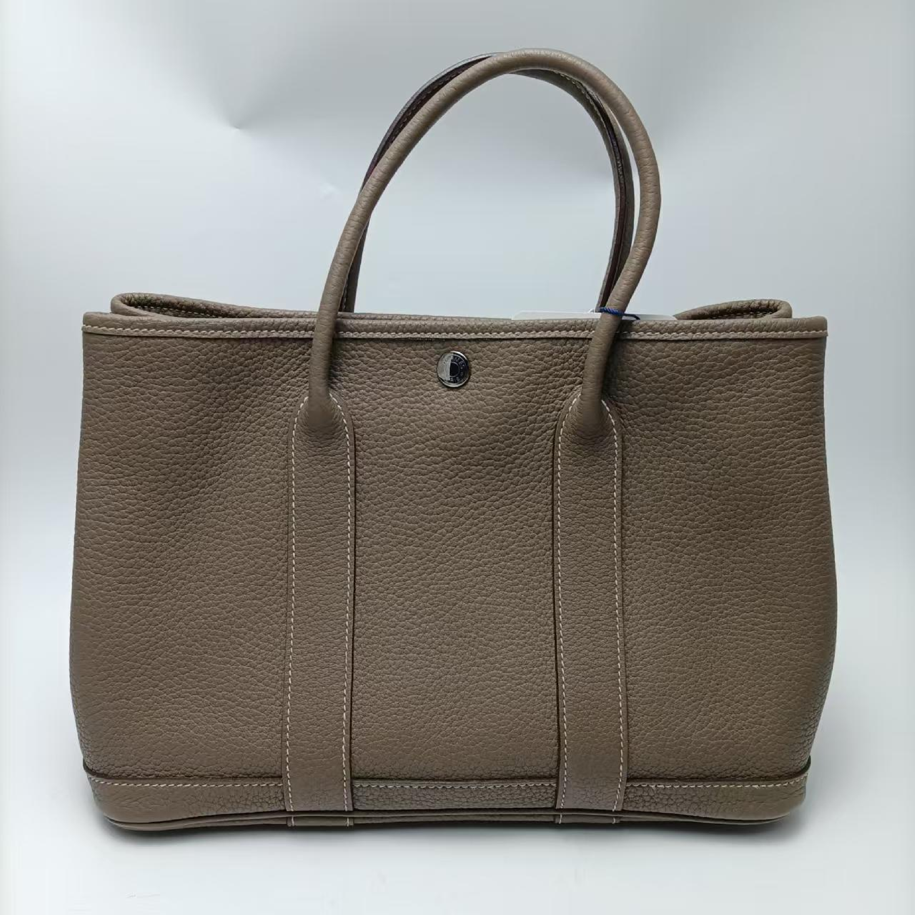 Garden Party Cowhide Handbag O Engraved Handbag — view 2