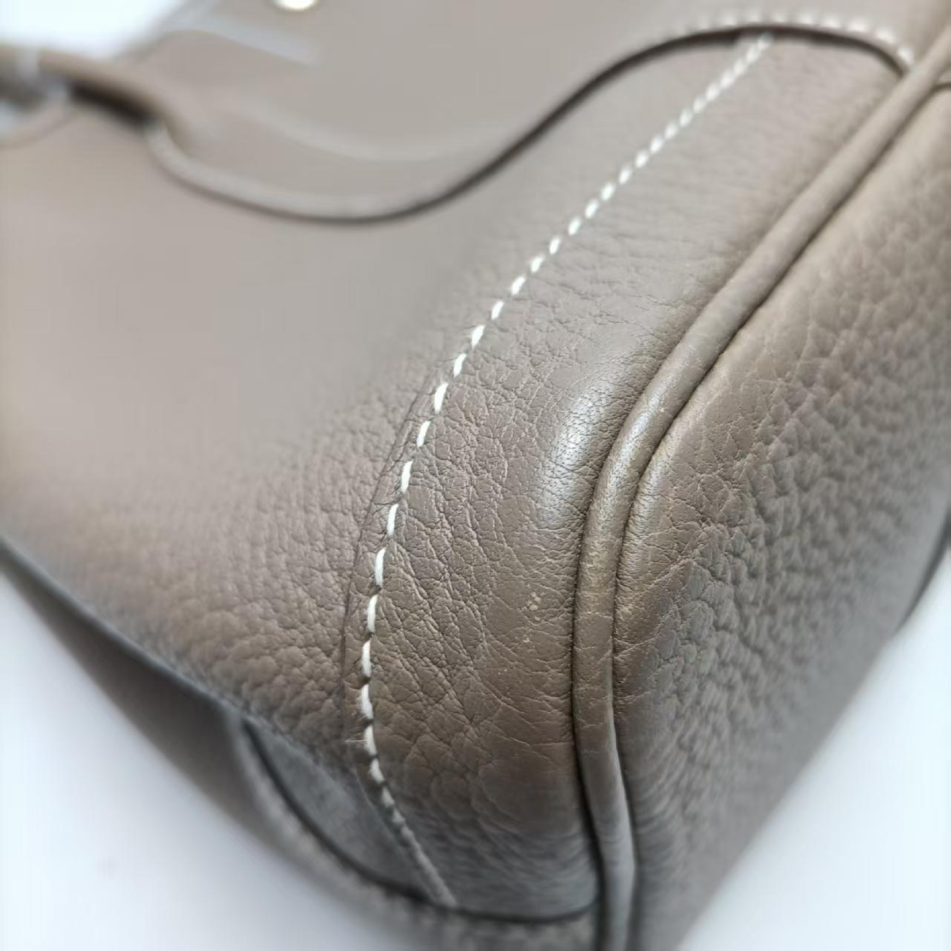 Garden Party Cowhide Handbag O Engraved Handbag — view 8