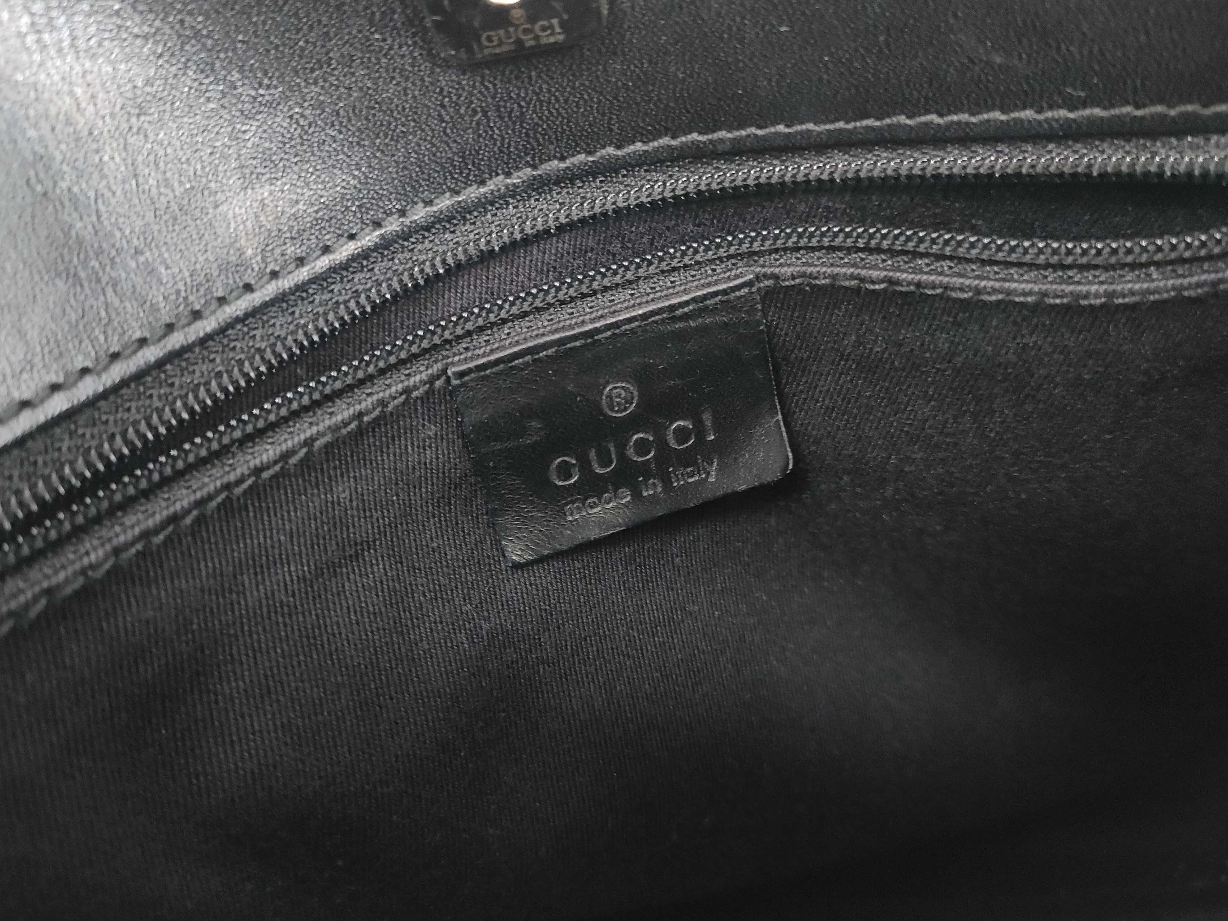 GG Canvas Shoulder Bag (Black) with Dust Bag — view 11