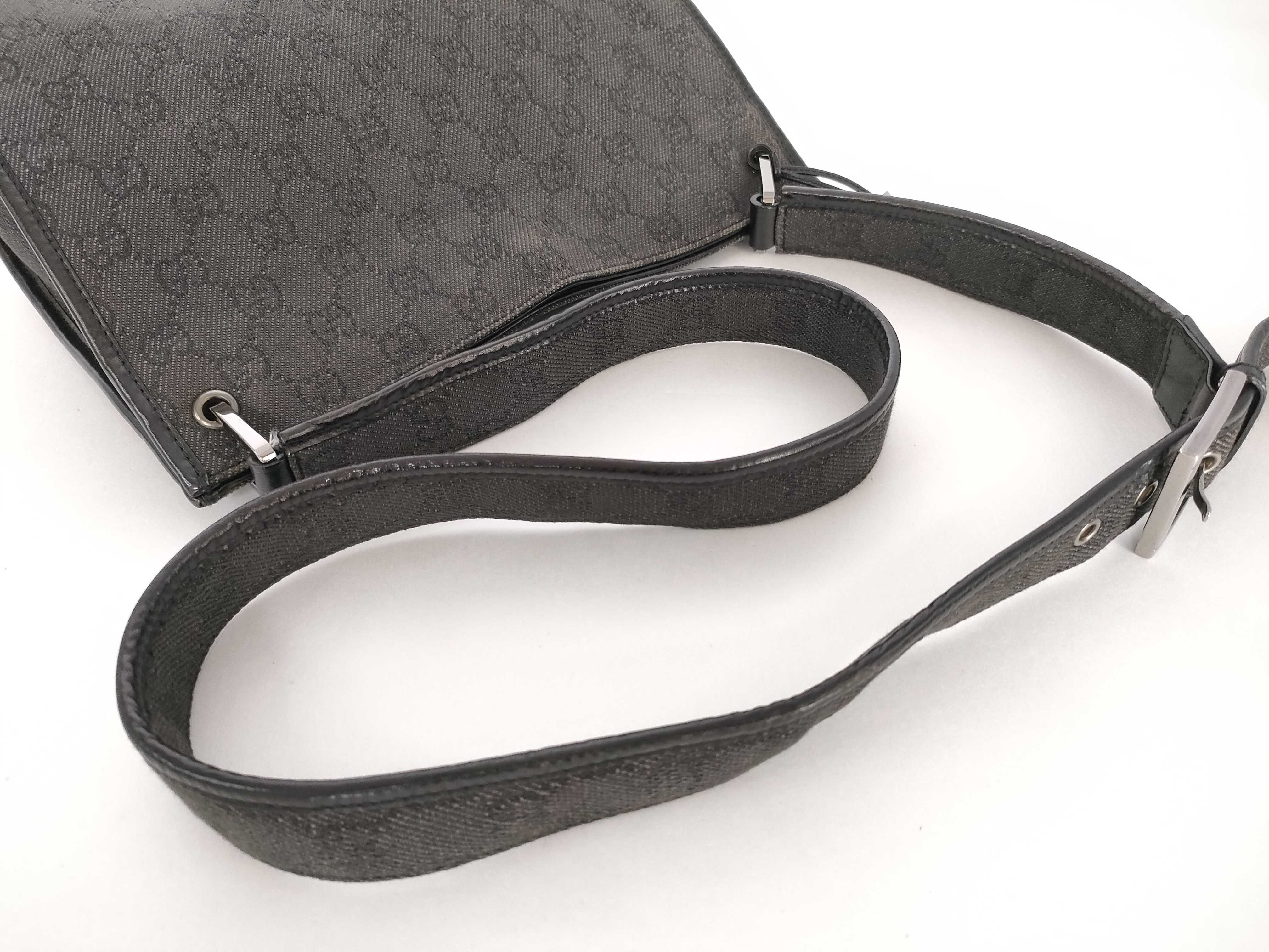 GG Canvas Shoulder Bag (Black) with Dust Bag — view 3