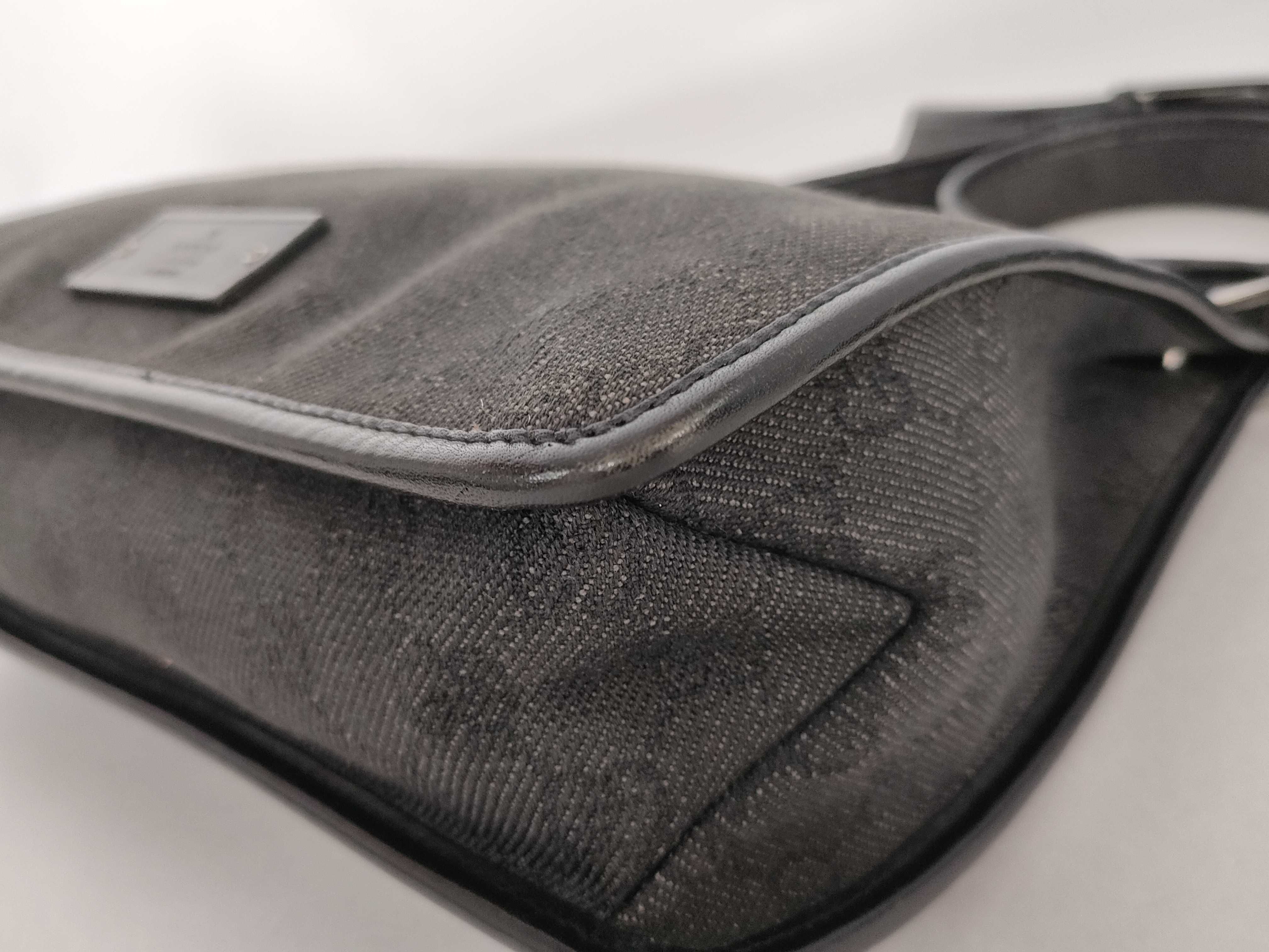 GG Canvas Shoulder Bag (Black) with Dust Bag — view 6