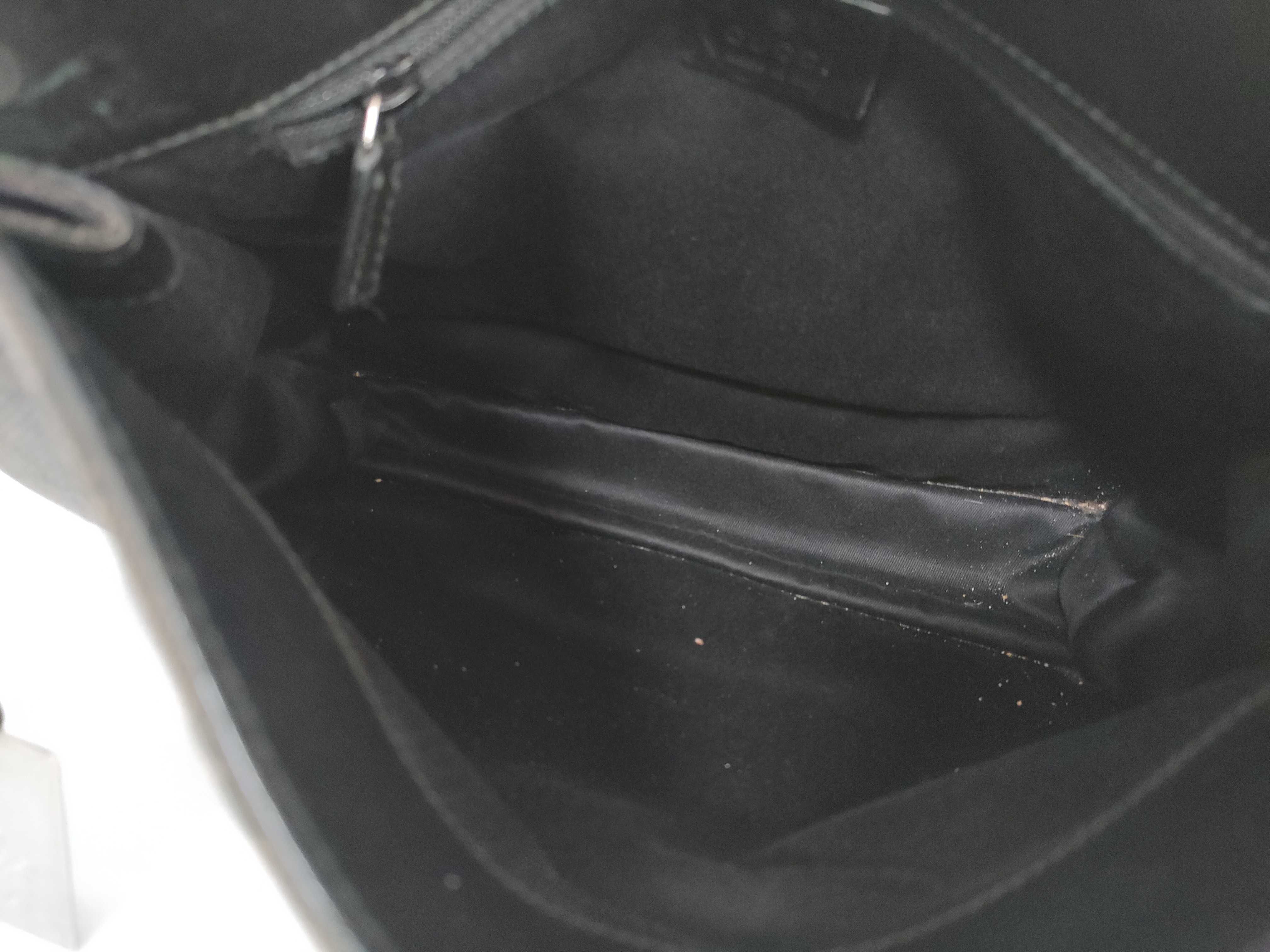GG Canvas Shoulder Bag (Black) with Dust Bag — view 8