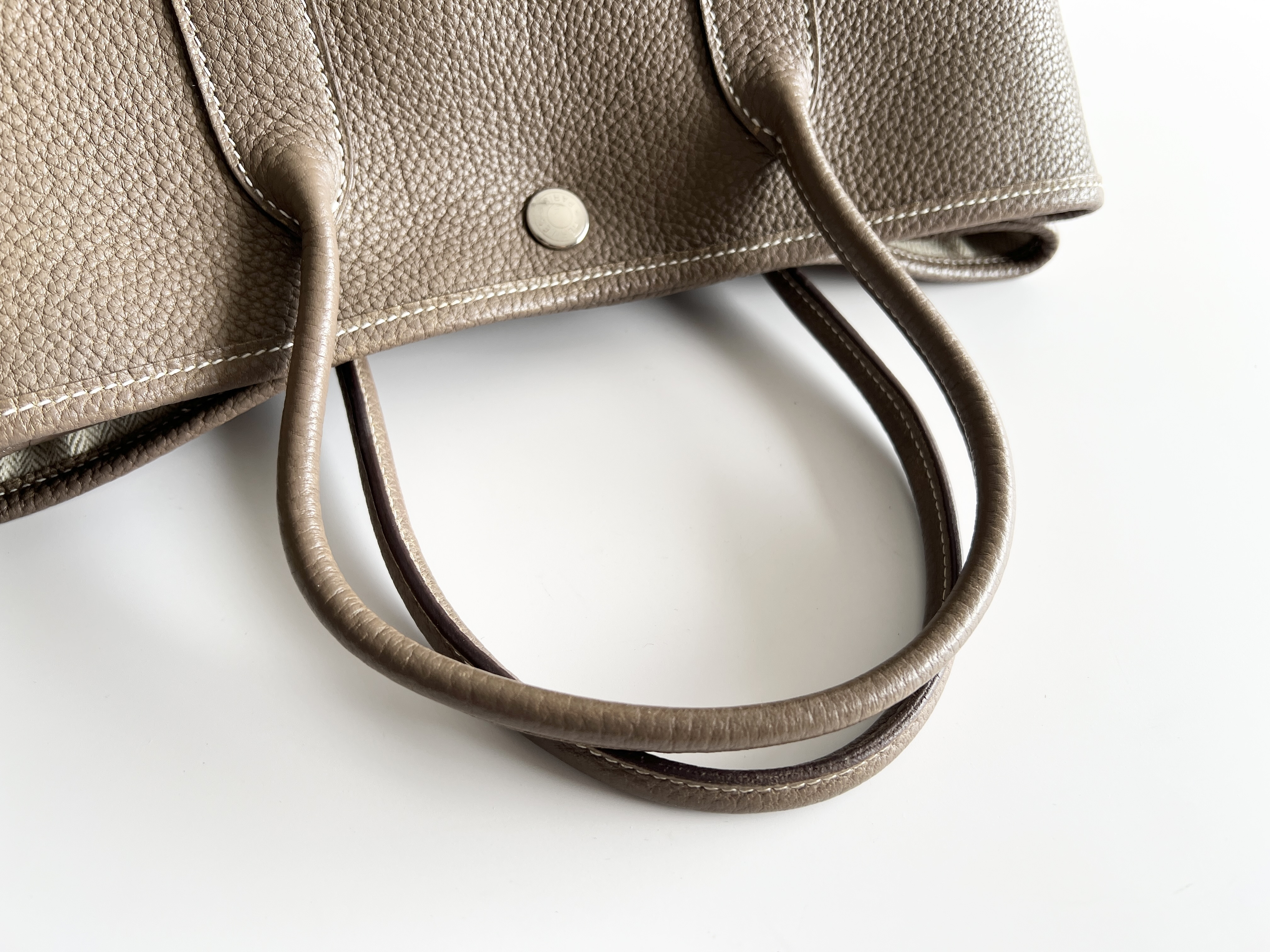 Garden Party TPM M stamp Etoupe Leather Tote Bag Handbag Tote Bag — view 3