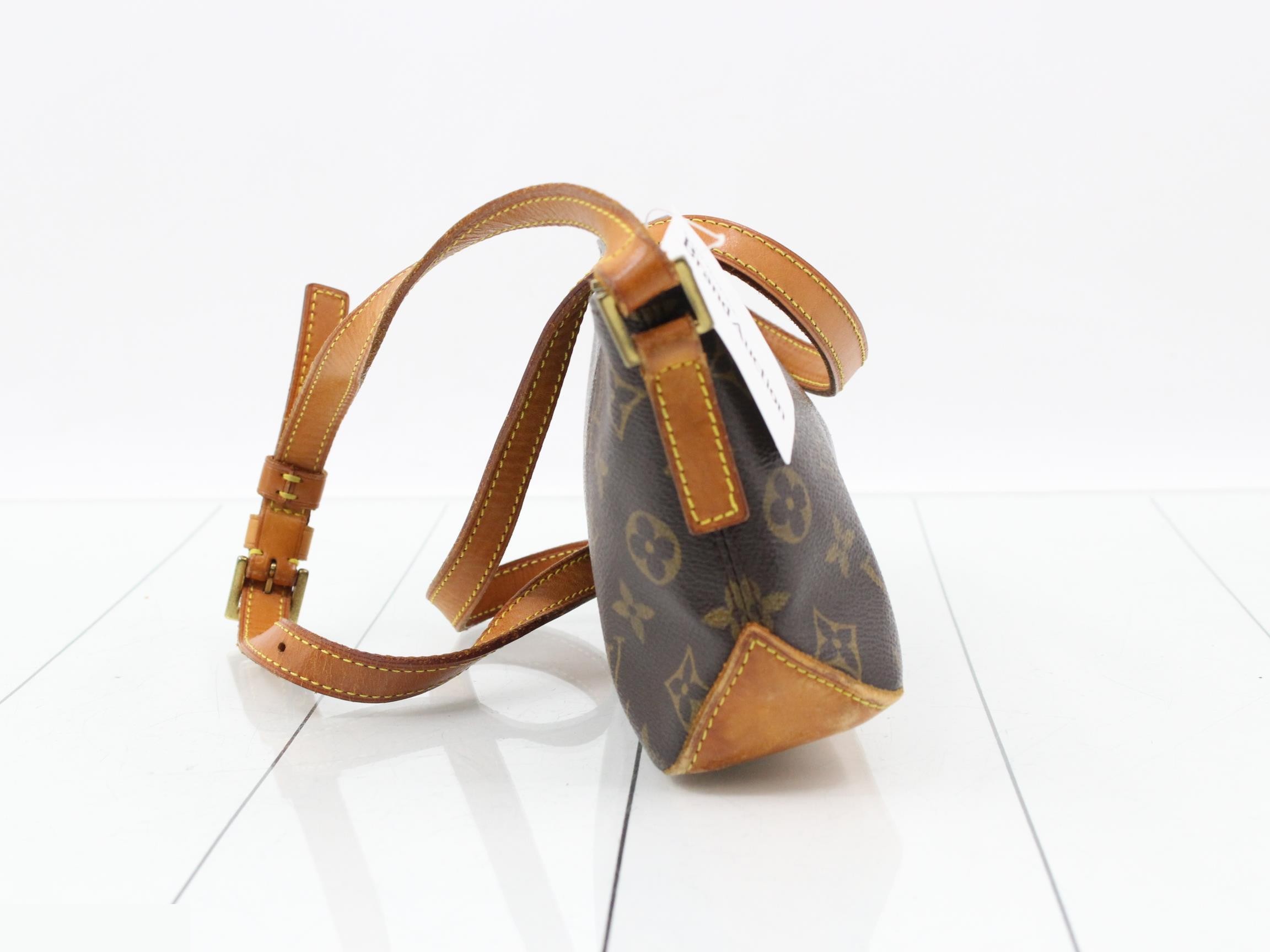 Trotter Shoulder Bag, Monogram, M51240 — view 4