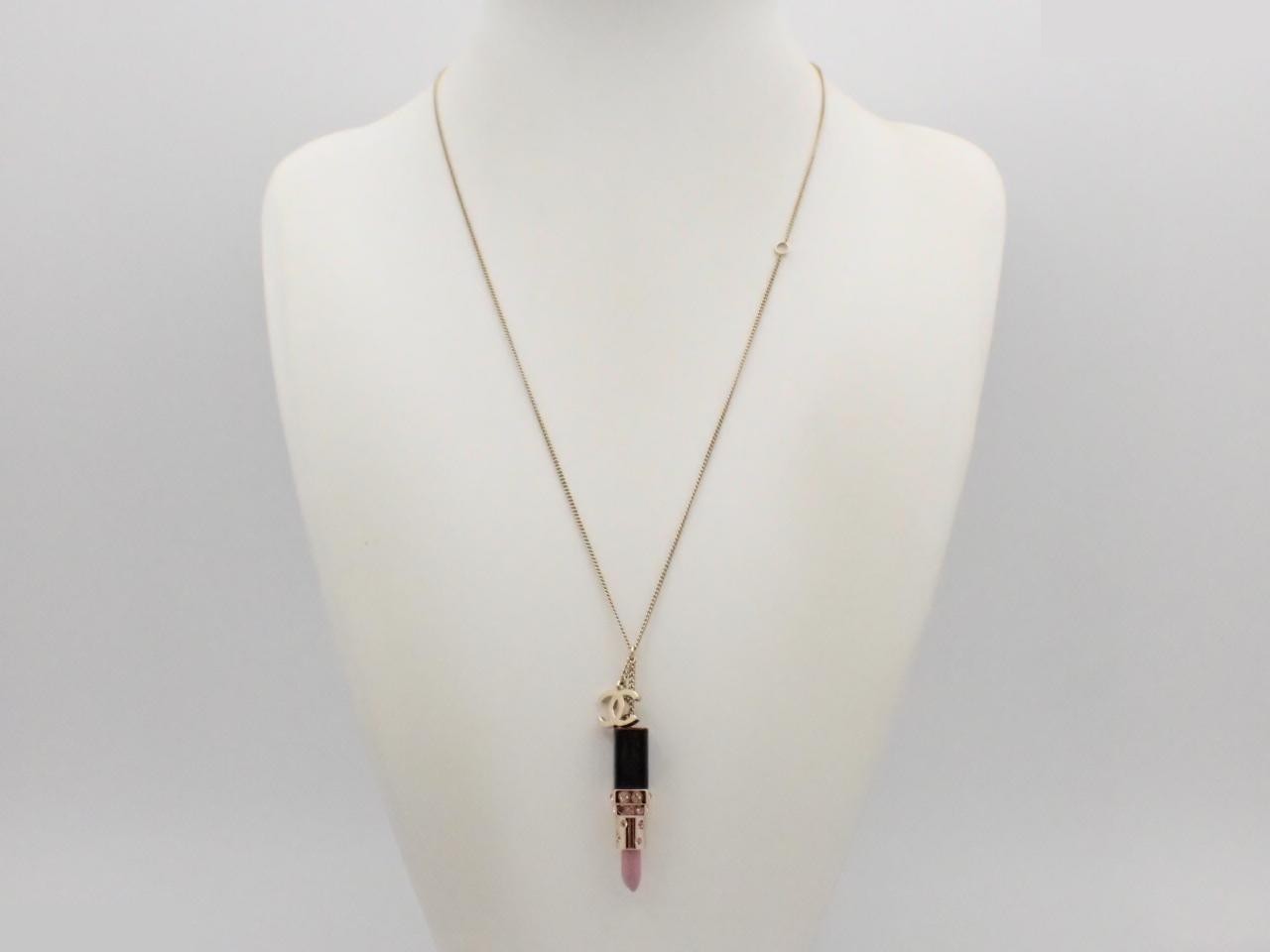 Coco Mark Lip Motif Necklace 08A GP Chain approx. 60cm — view 3