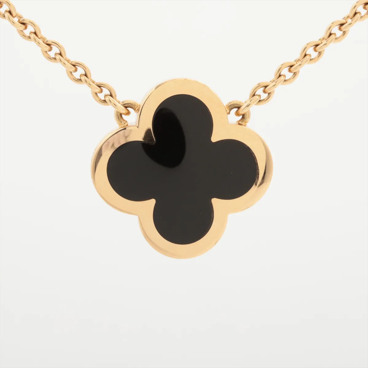 Pure Alhambra Onyx Necklace 750 (Yellow Gold) 8.5g JE004196 — view 2
