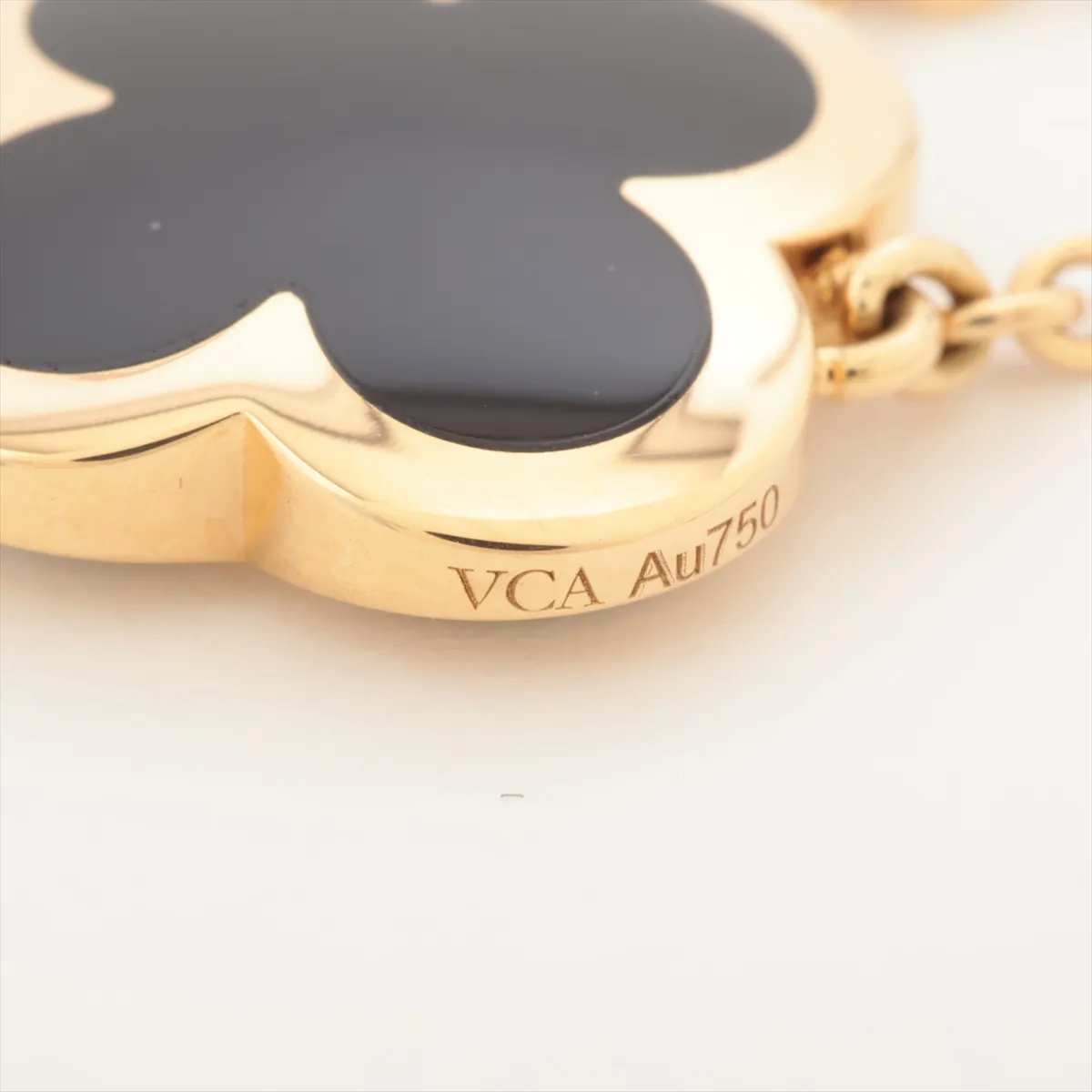 Pure Alhambra Onyx Necklace 750 (Yellow Gold) 8.5g JE004196 — view 4