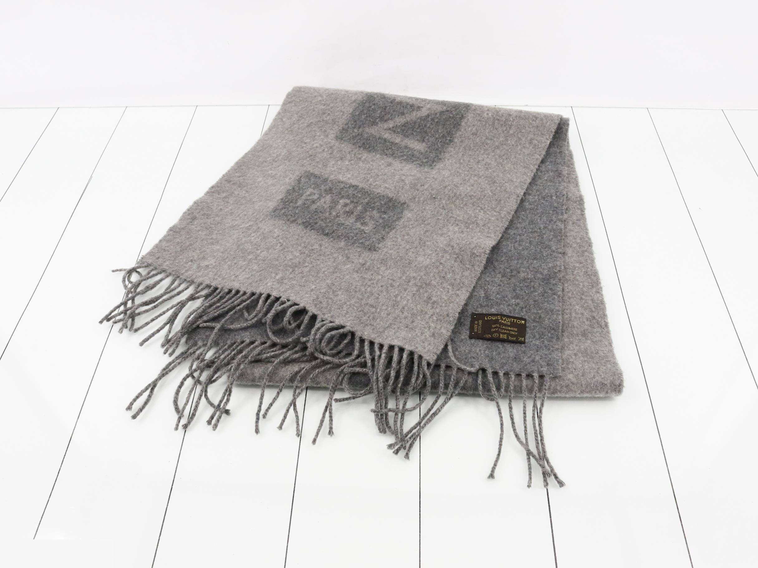 LV Scarf, Gray — view 2