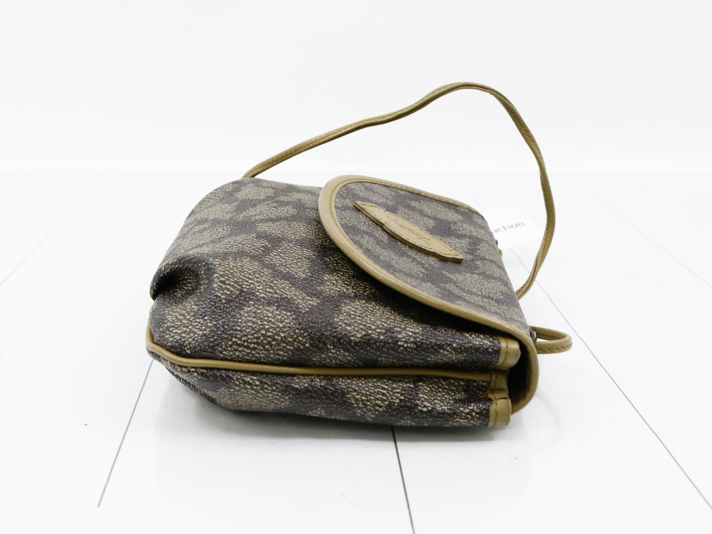 shoulder bag — view 3