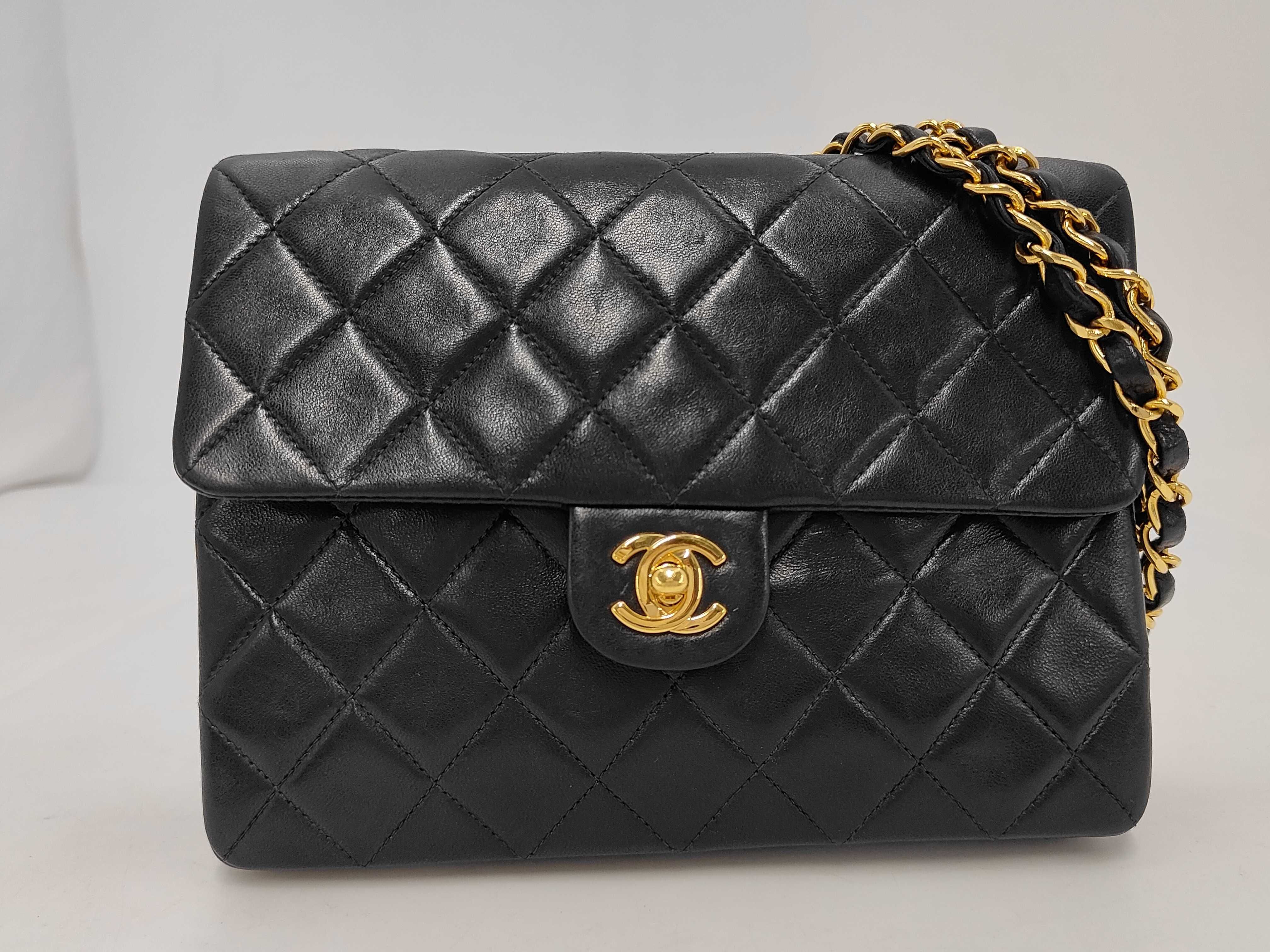 Matelassé 20 Chain Shoulder Lambskin Shoulder Bag