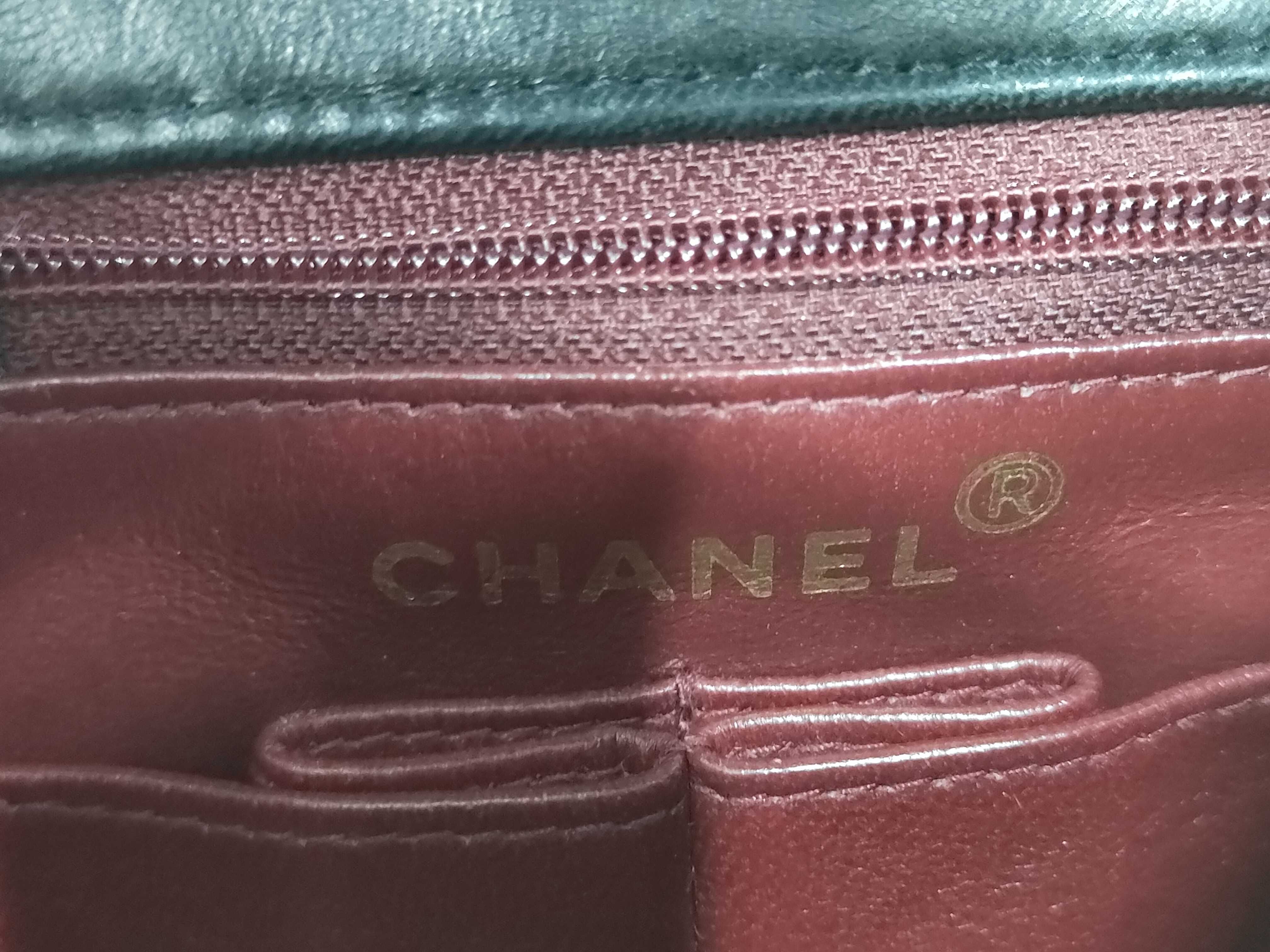 Matelassé 20 Chain Shoulder Lambskin Shoulder Bag — view 10