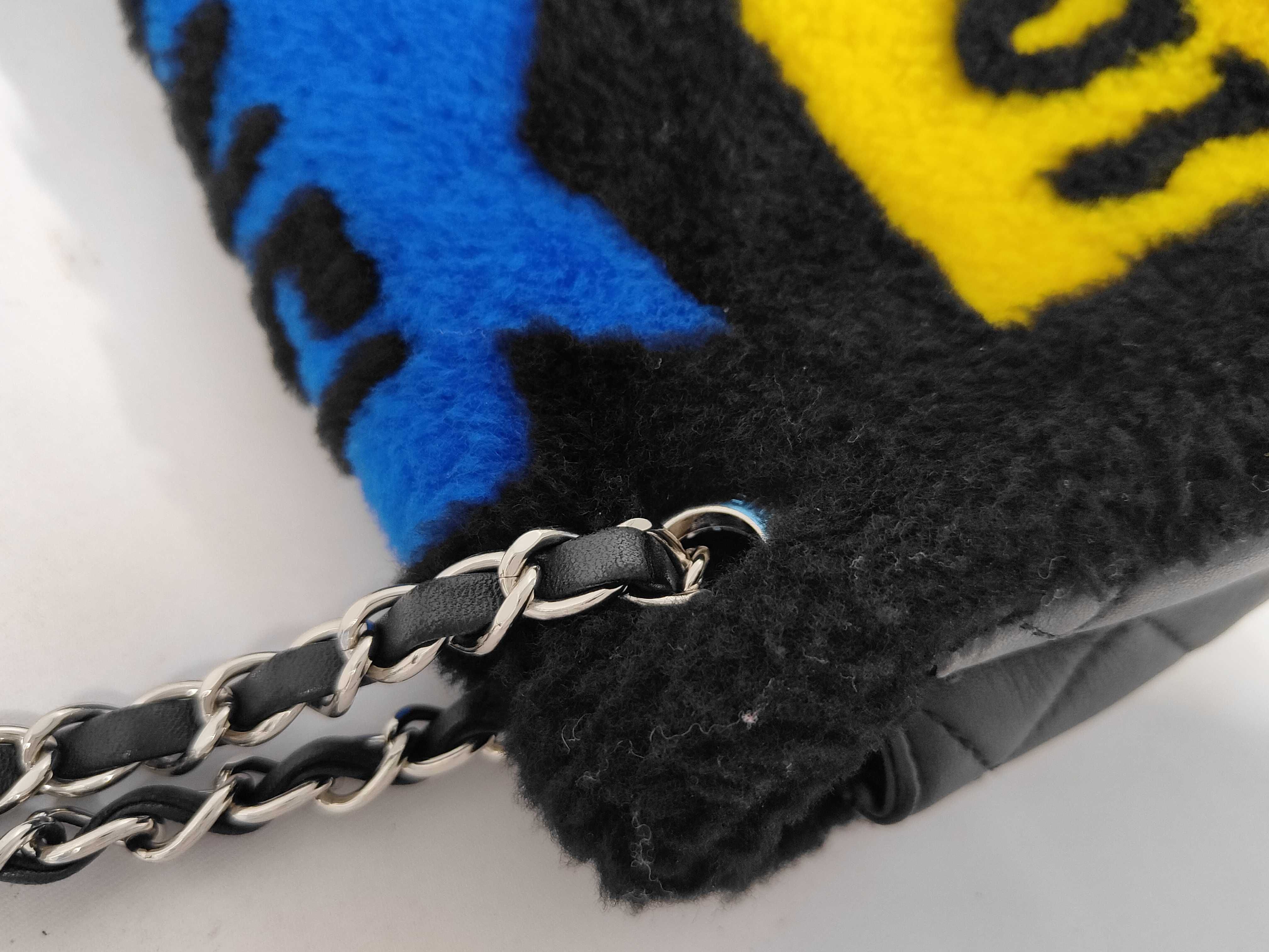 No.5 Comic Flap Chain Shoulder Bag — view 6