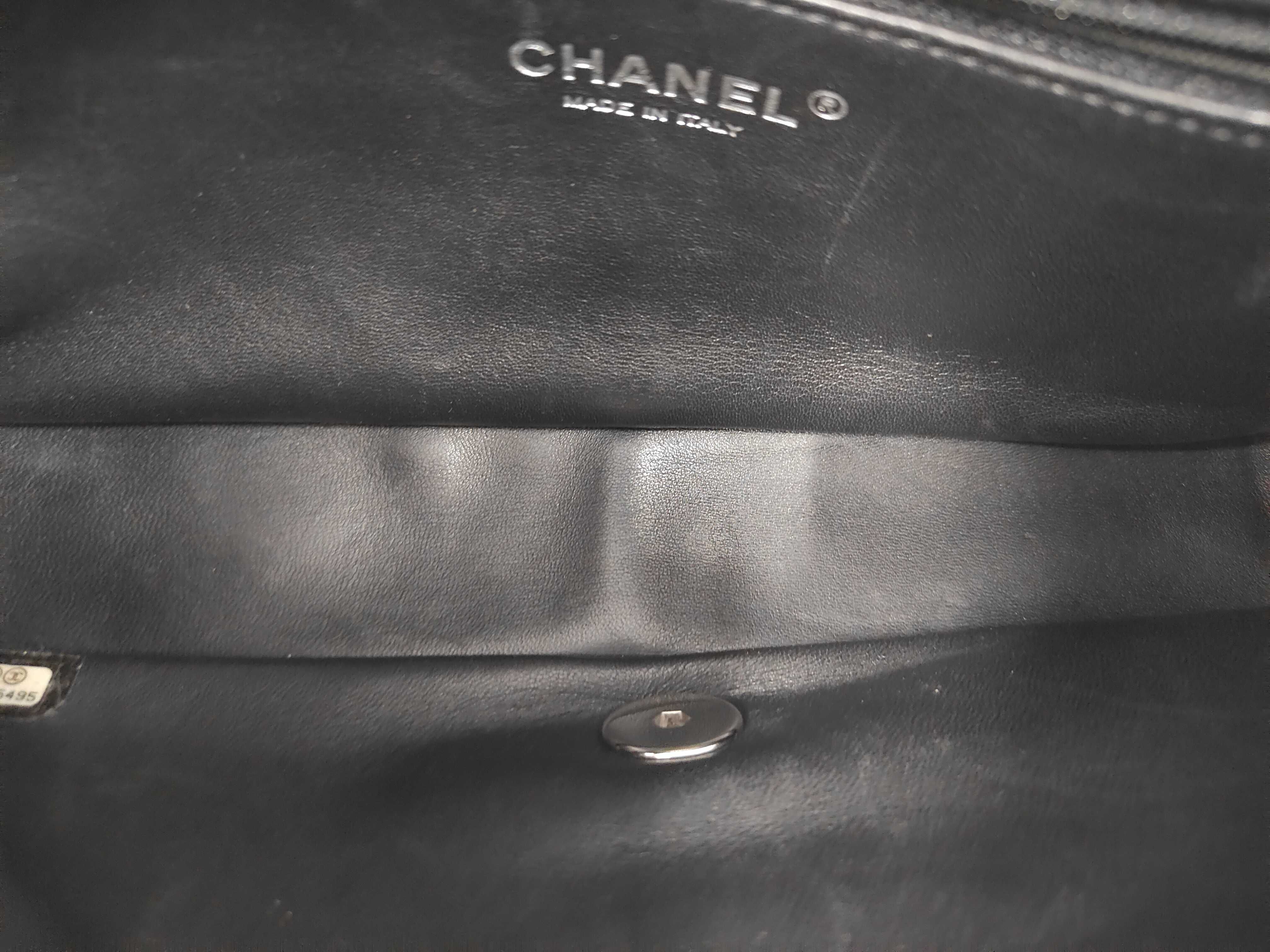 No.5 Comic Flap Chain Shoulder Bag — view 9