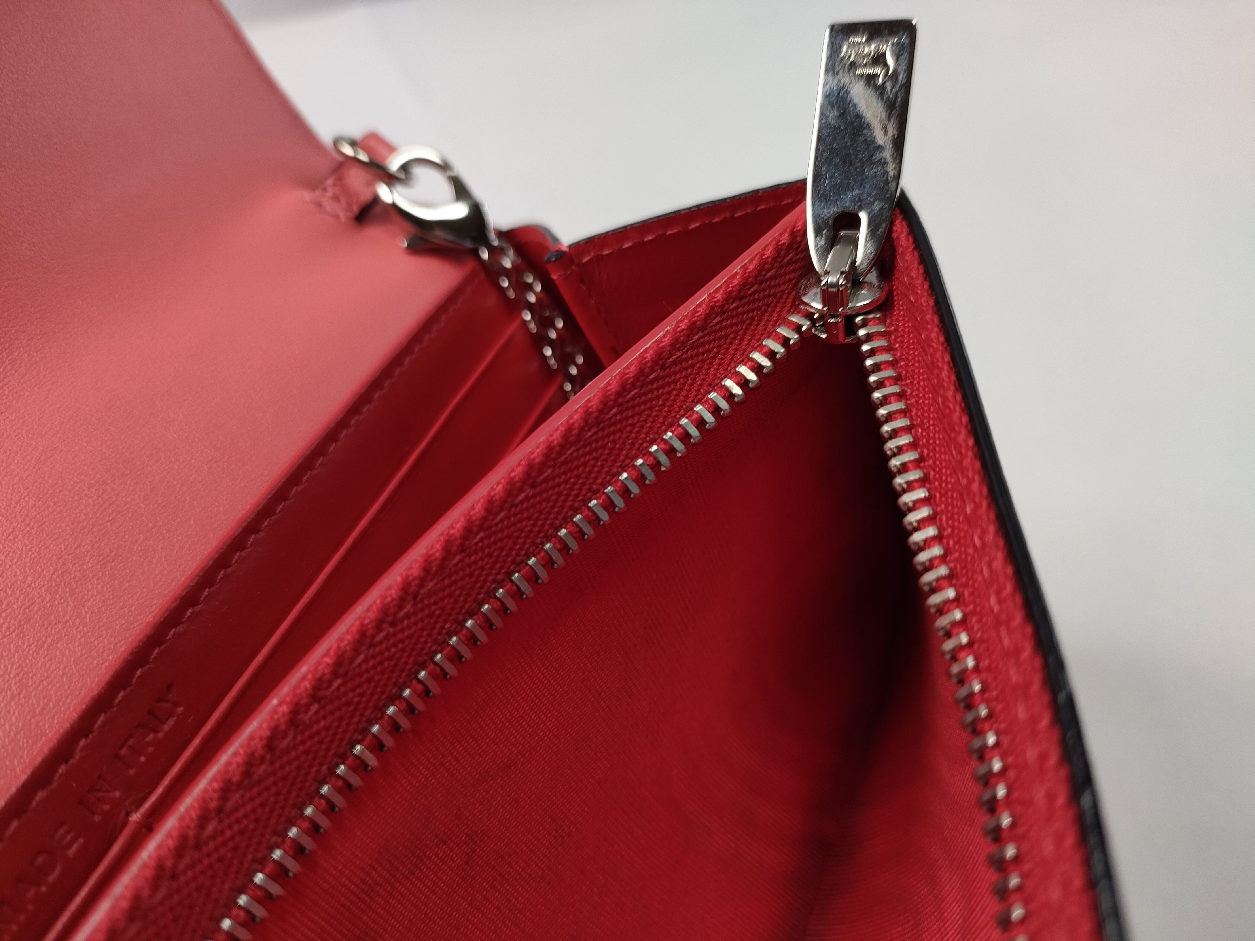 Wallet Chain Leather Pink Wallet — view 15