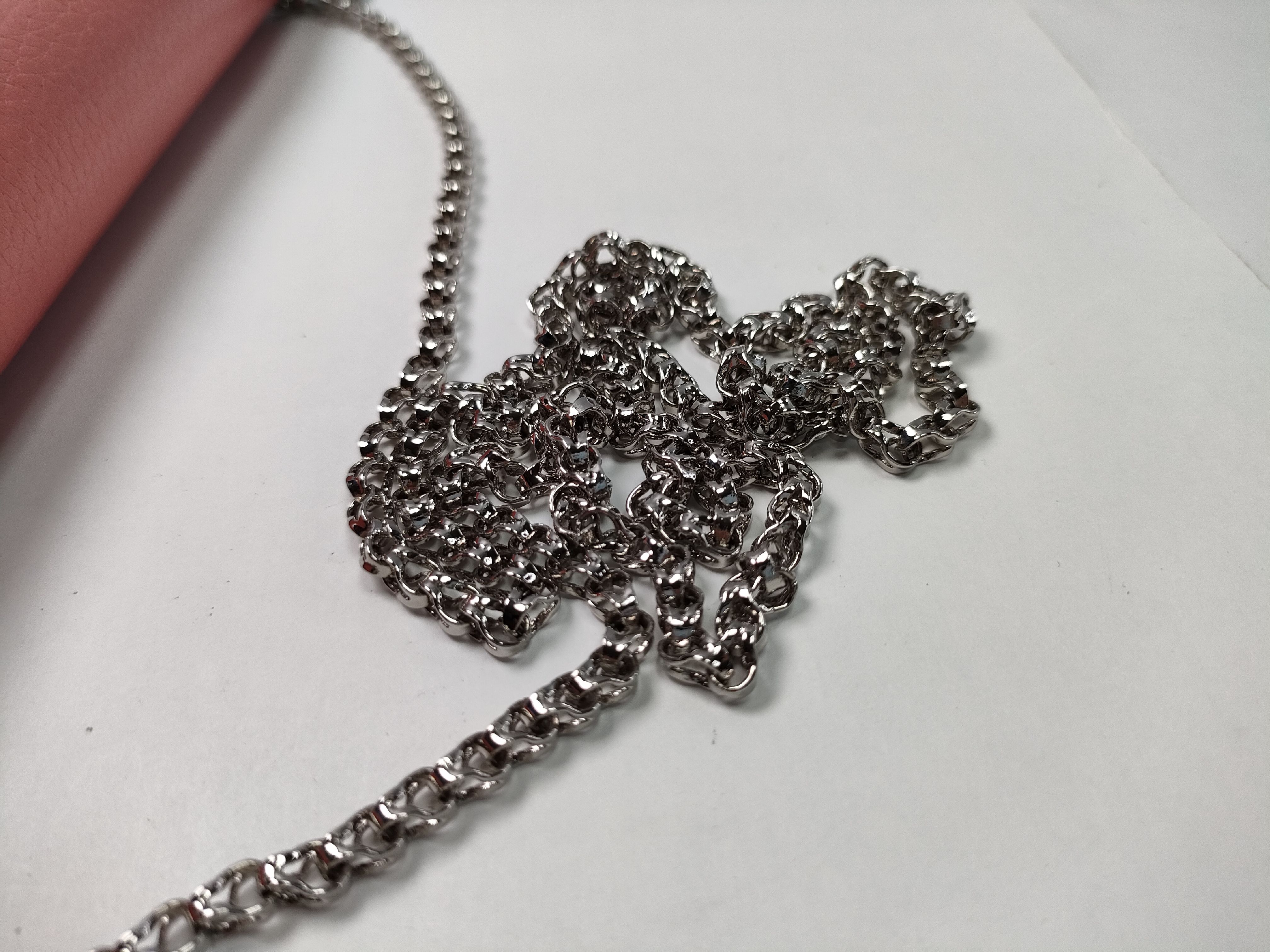 Wallet Chain Leather Pink Wallet — view 3