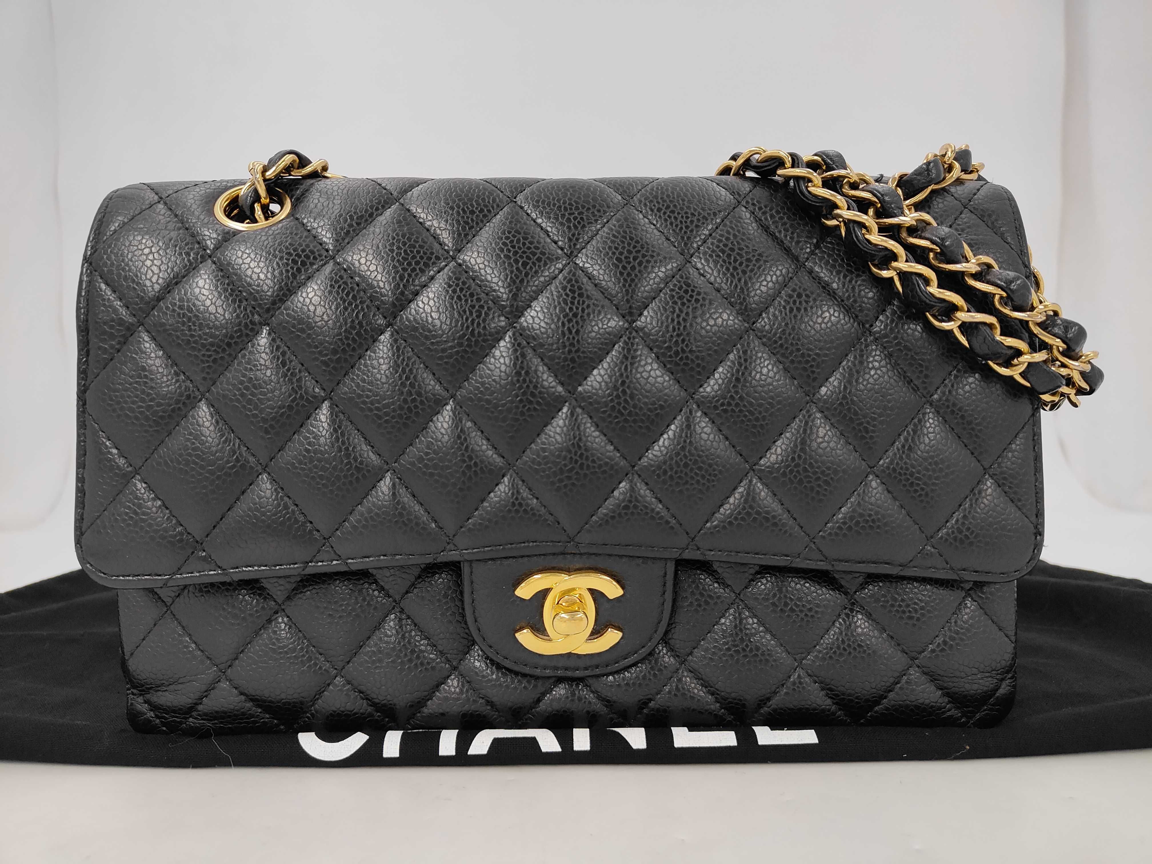 Caviar Skin 25 Matelassé Shoulder Bag