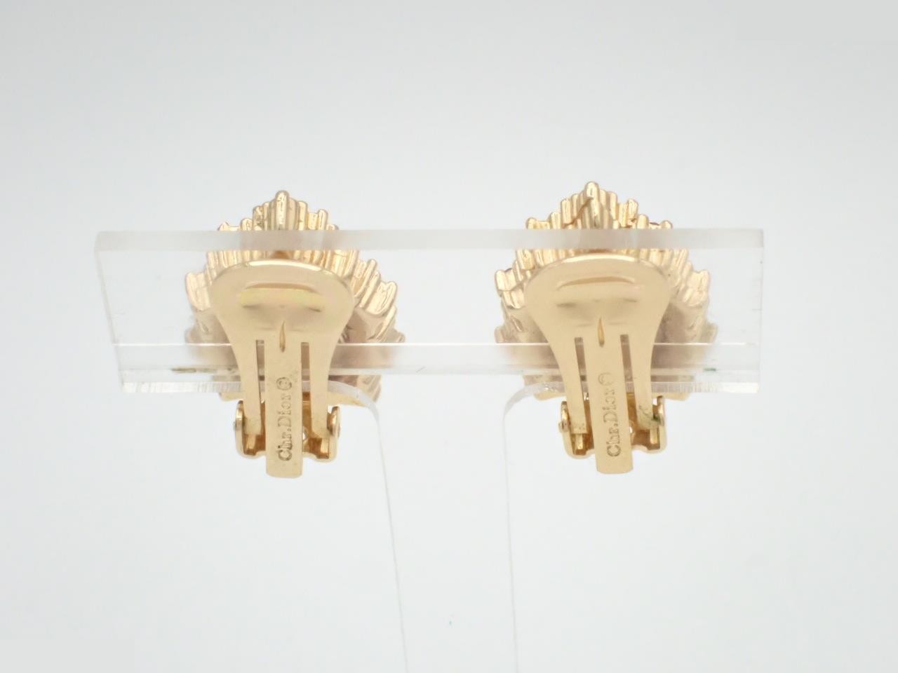Other lines: Precious metals and earrings — view 2