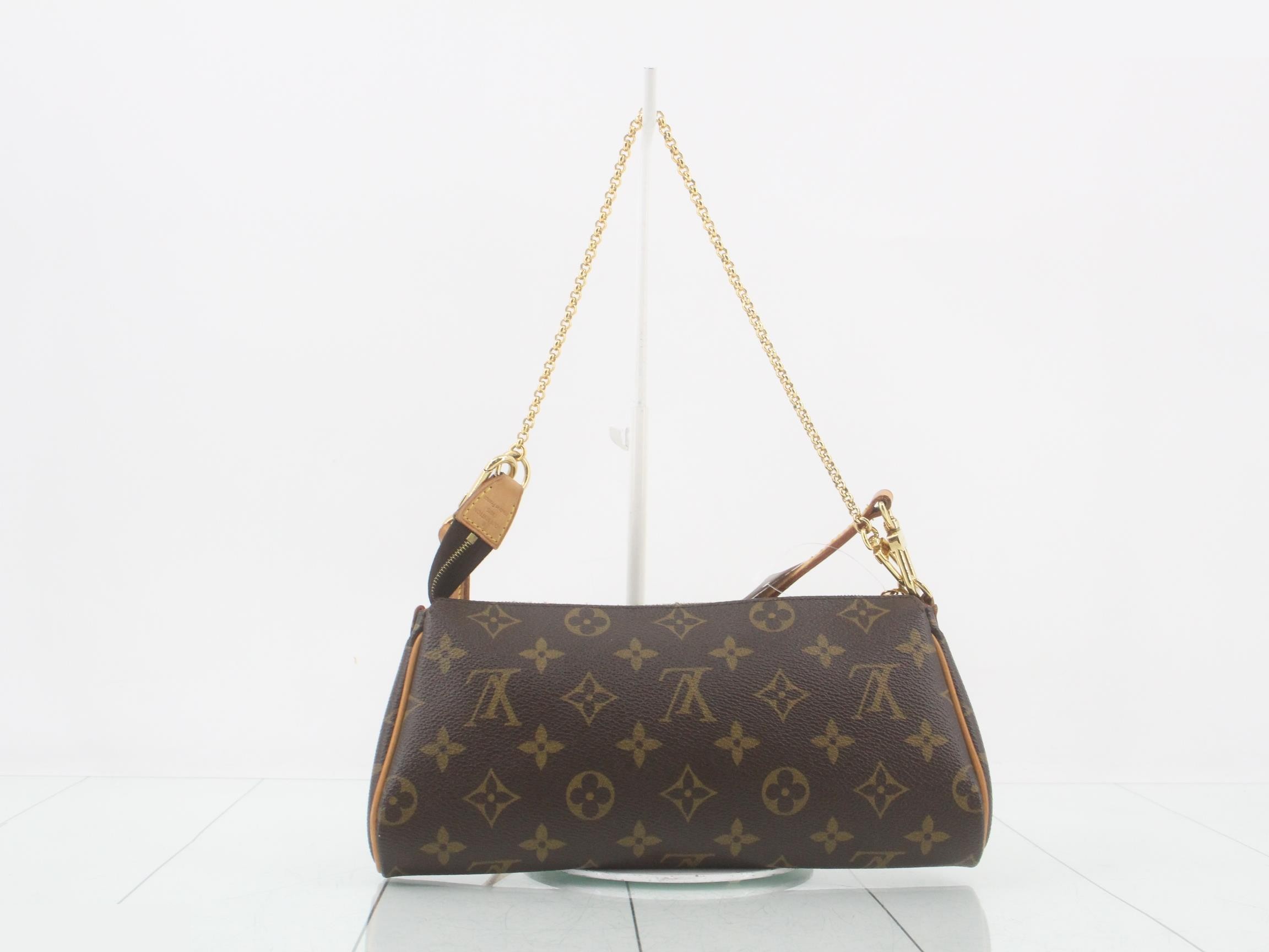Eva with shoulder strap — view 2