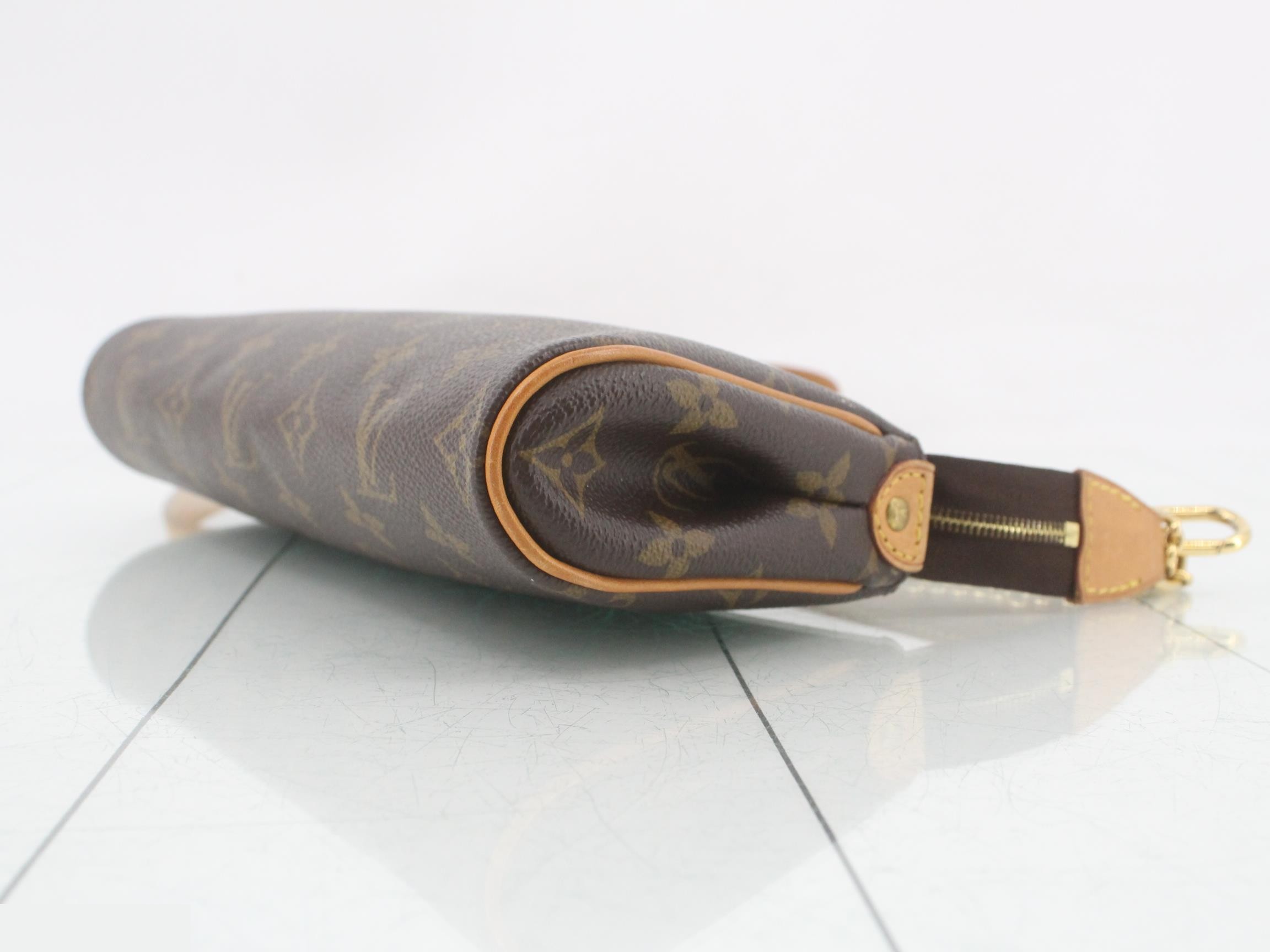 Eva with shoulder strap — view 6