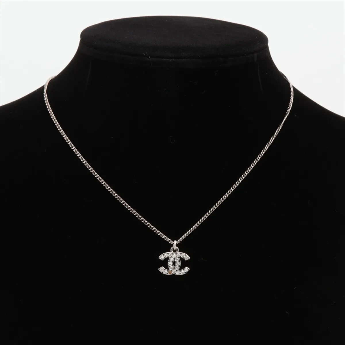 Cocomark 10V Necklace GP x Rhinestone Silver — view 5