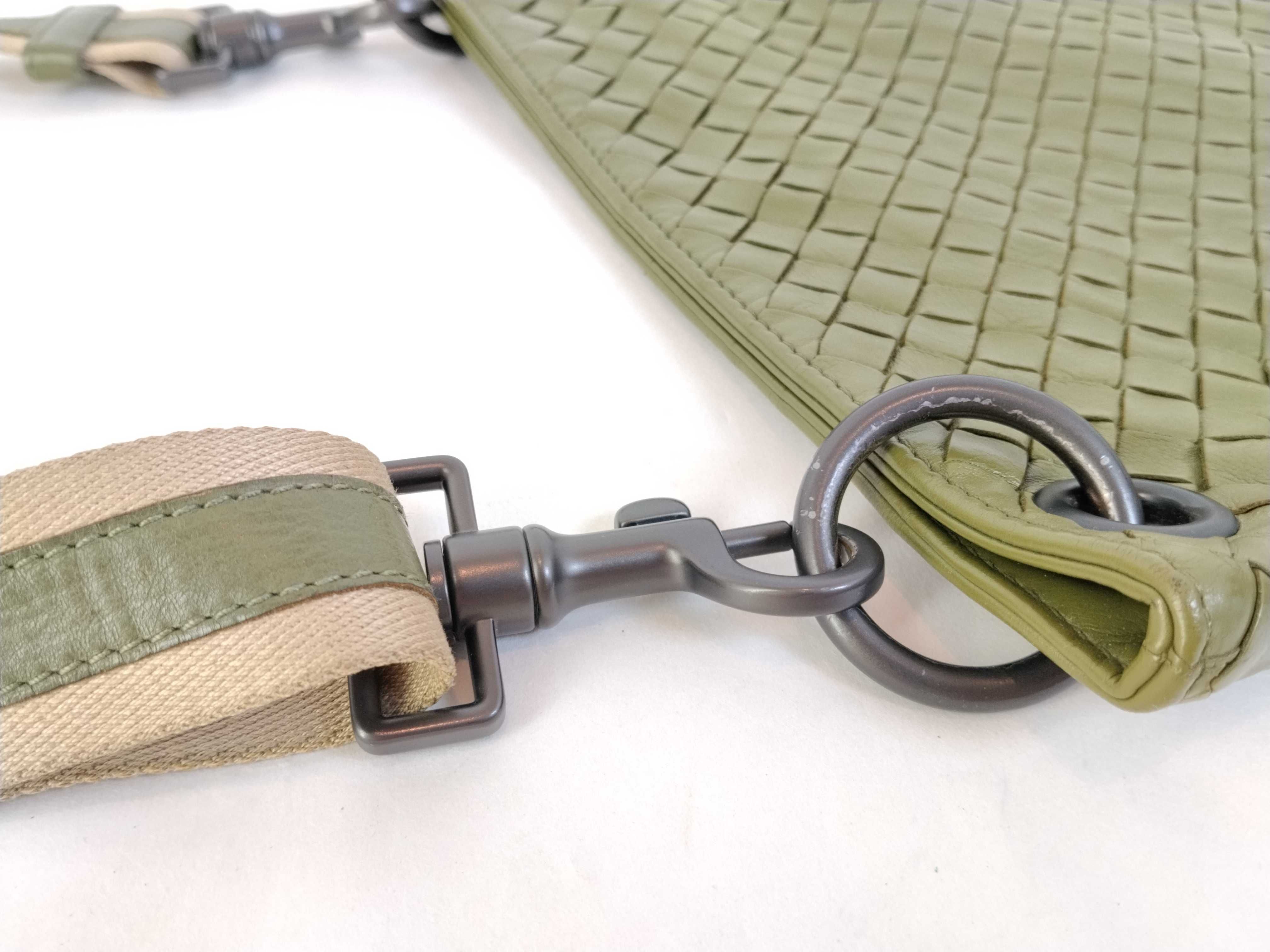 Intrecciato Bottega Veneta Shoulder Bag — view 6
