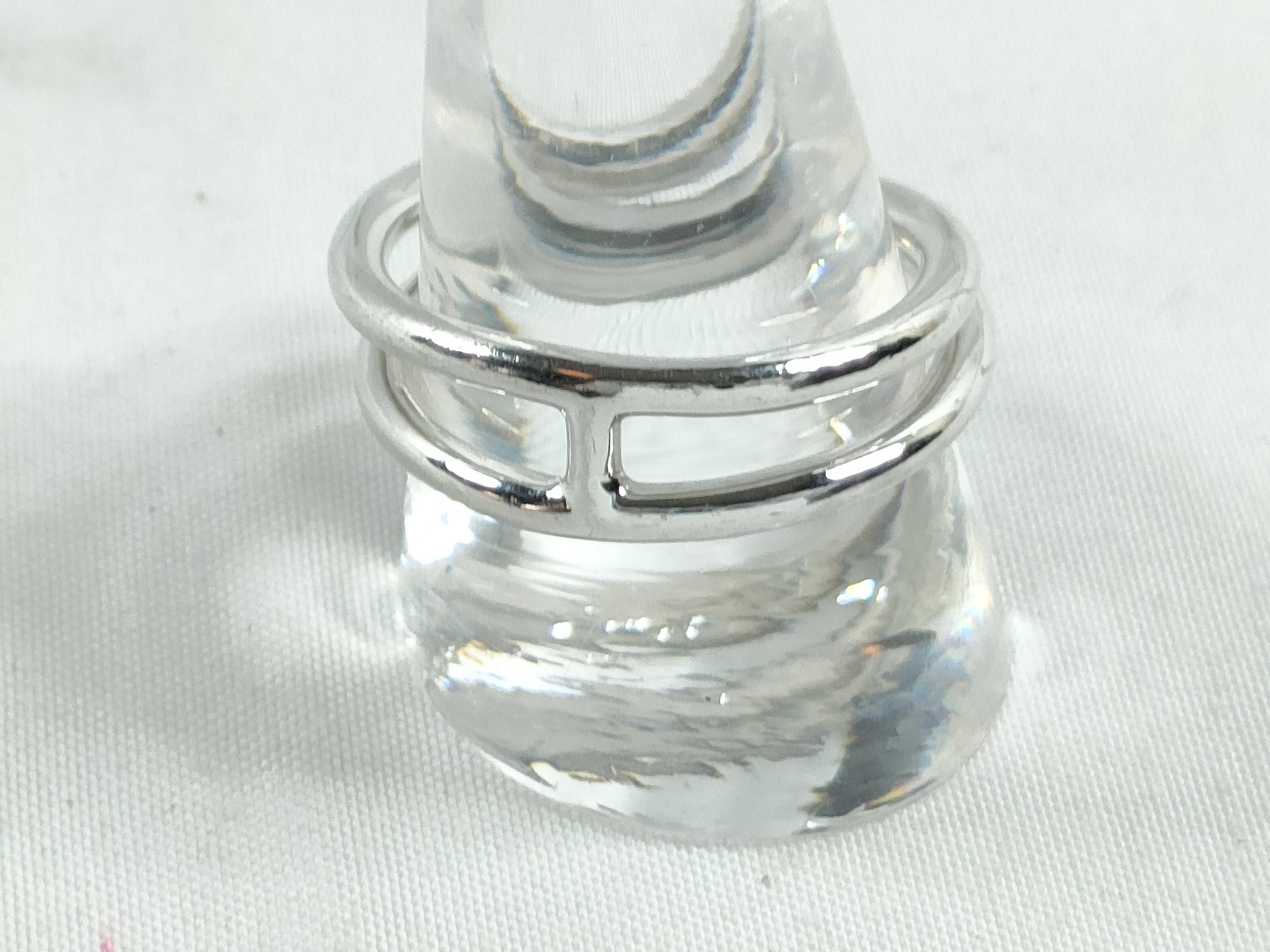 ring — view 4