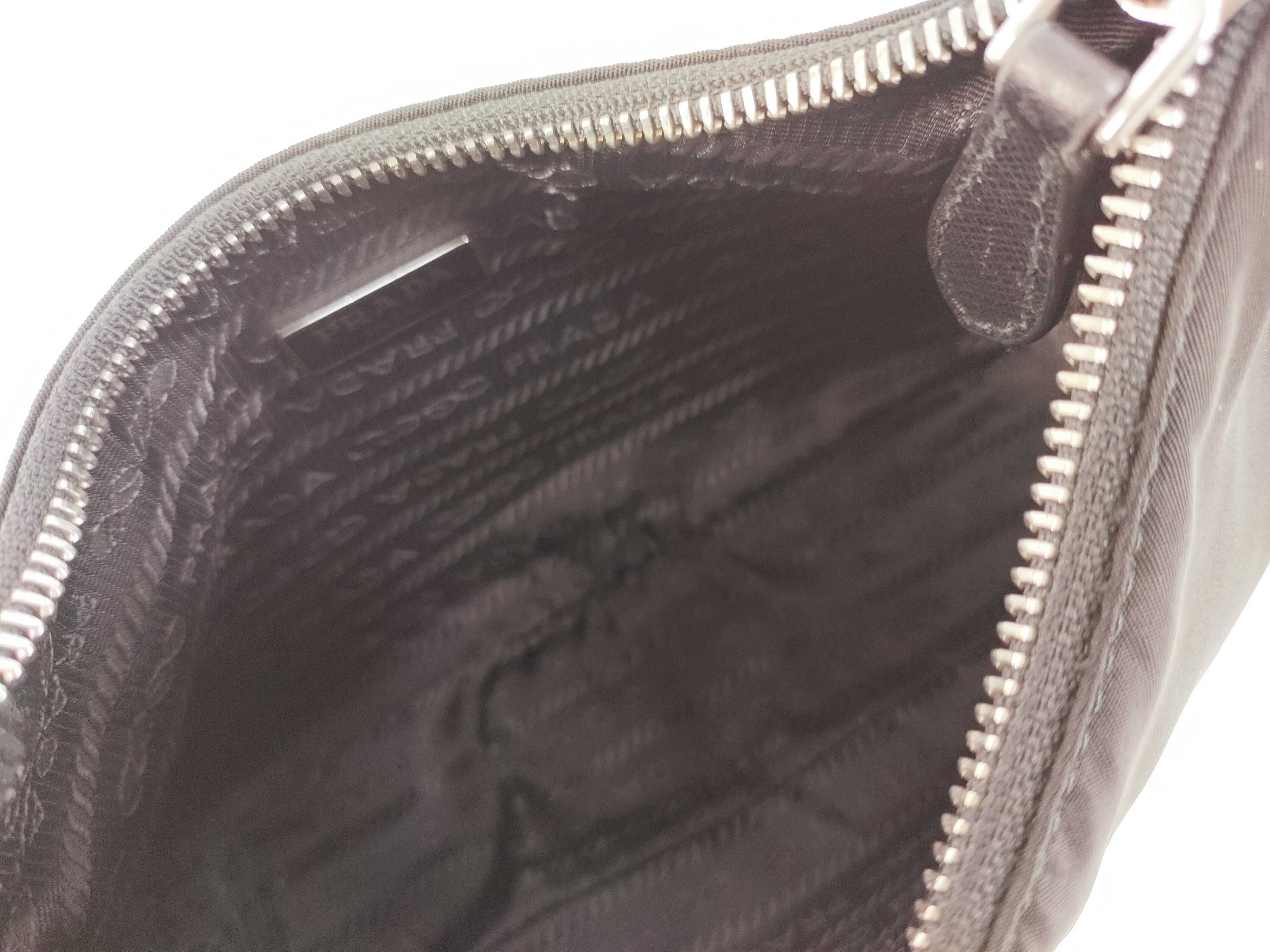 Nylon Prada Re-Edition 2005 Re-Nylon Shoulder Bag — view 12