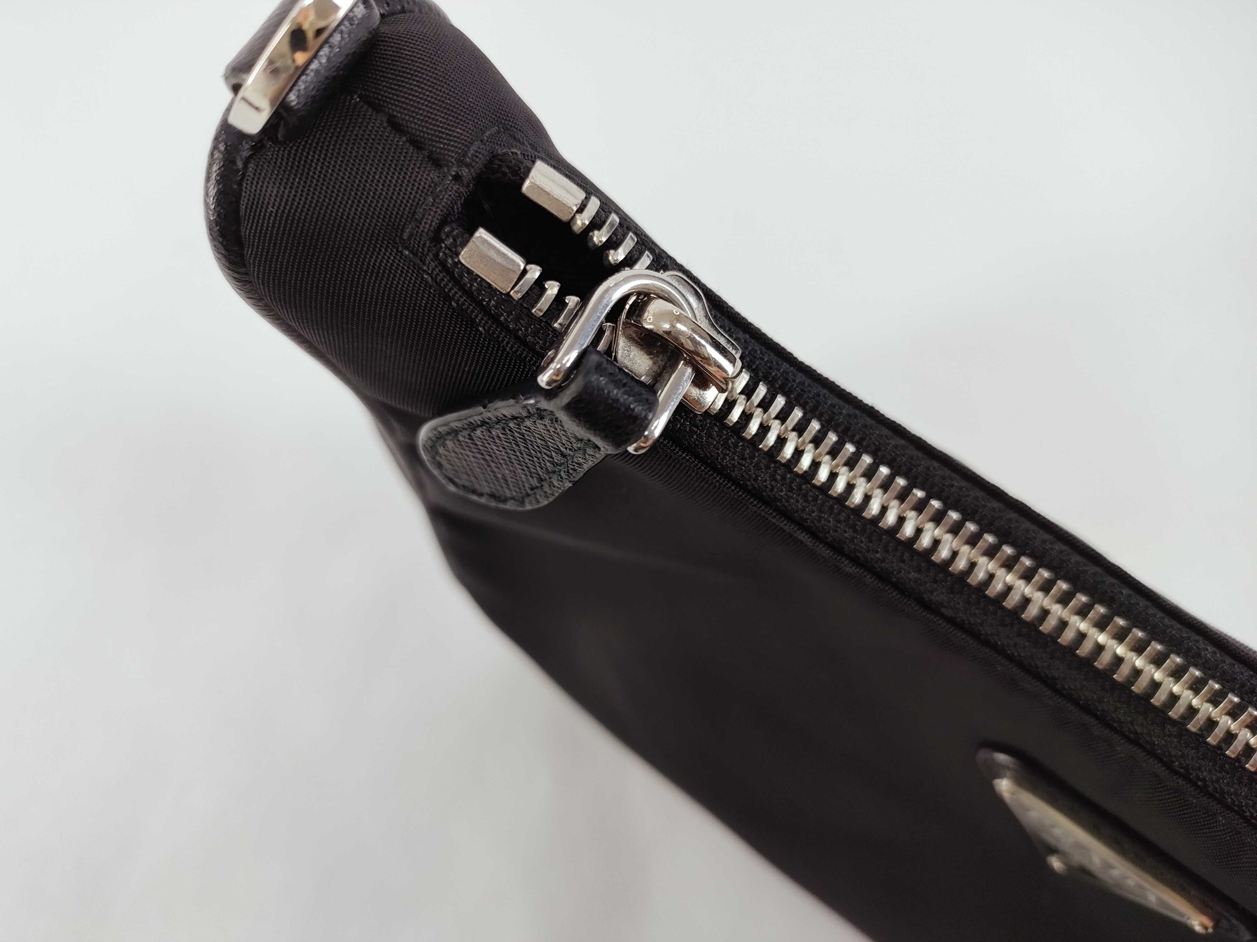 Nylon Prada Re-Edition 2005 Re-Nylon Shoulder Bag — view 9