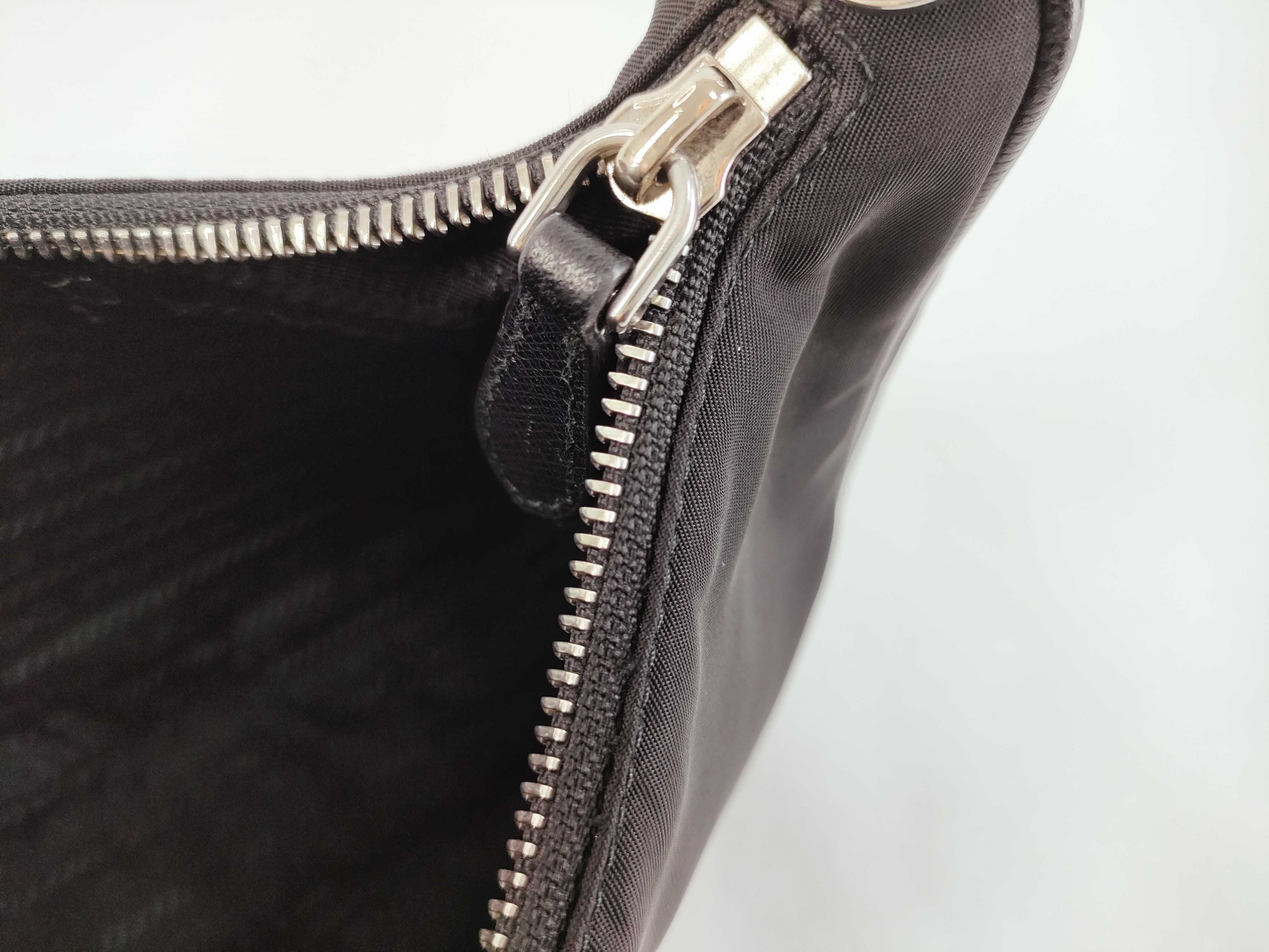 Nylon Prada Re-Edition 2005 Re-Nylon Shoulder Bag — view 10