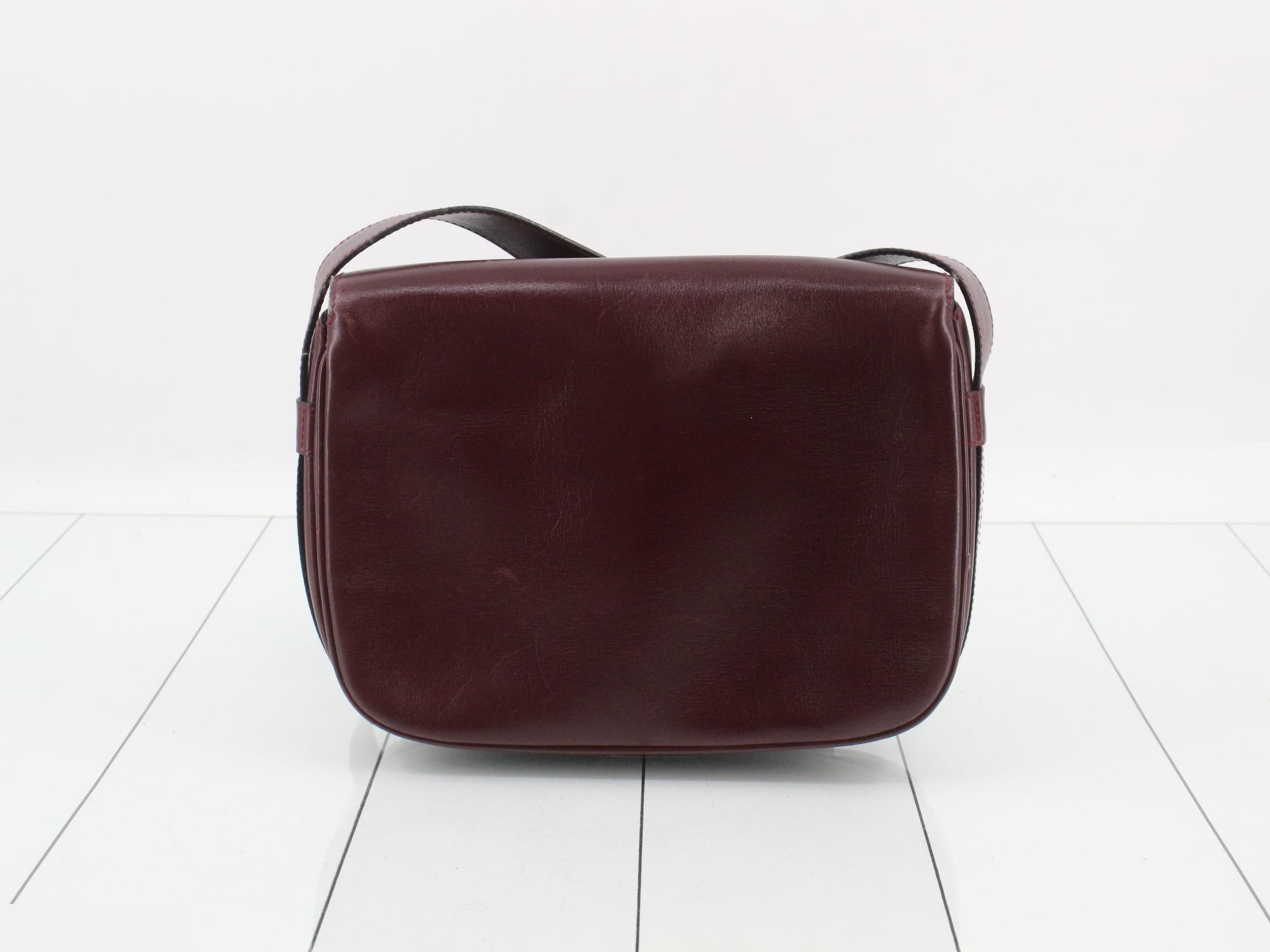Leather shoulder bag, burgundy — view 2