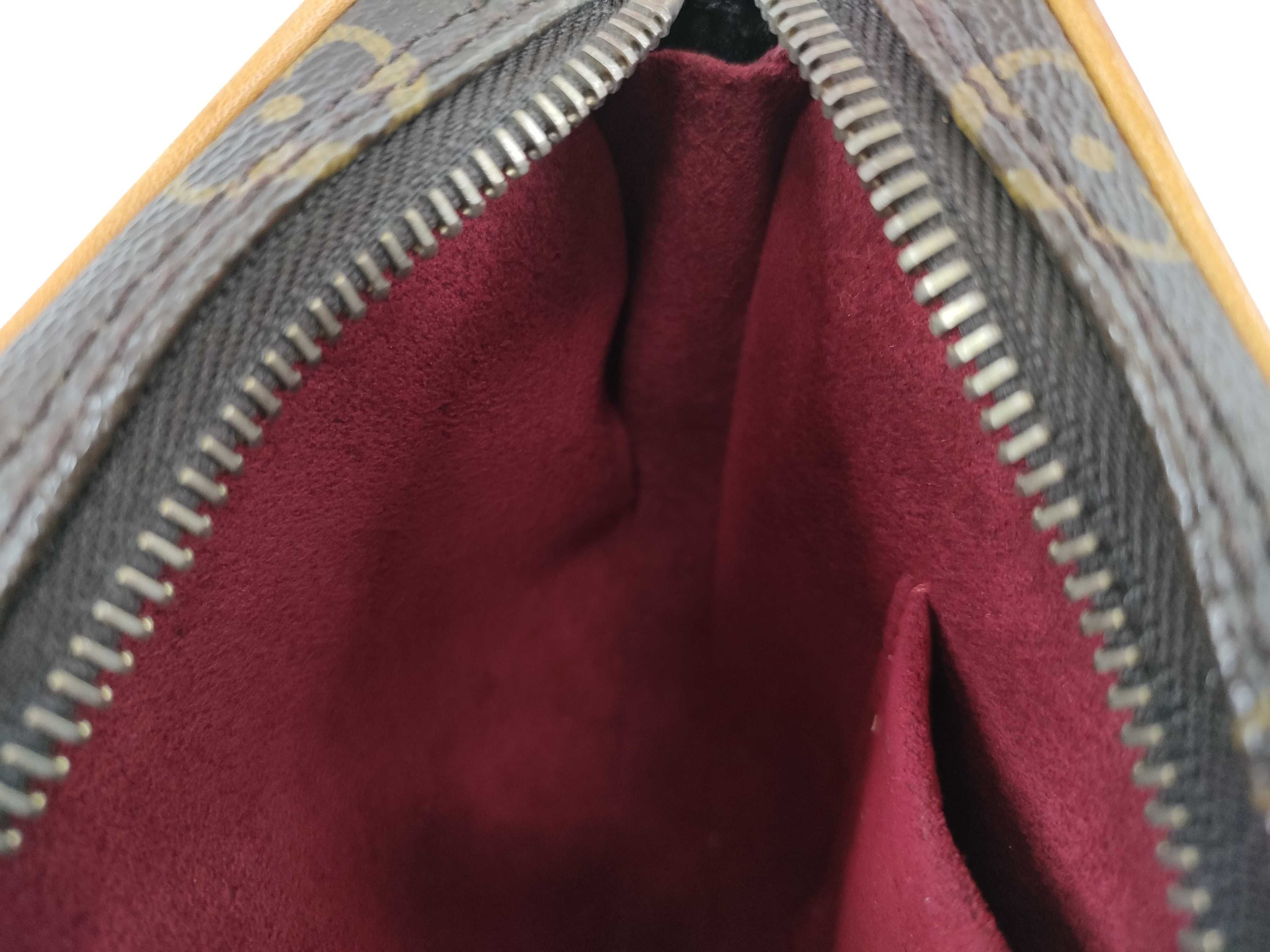 Monogram Croissant MI0098 Handbag — view 11