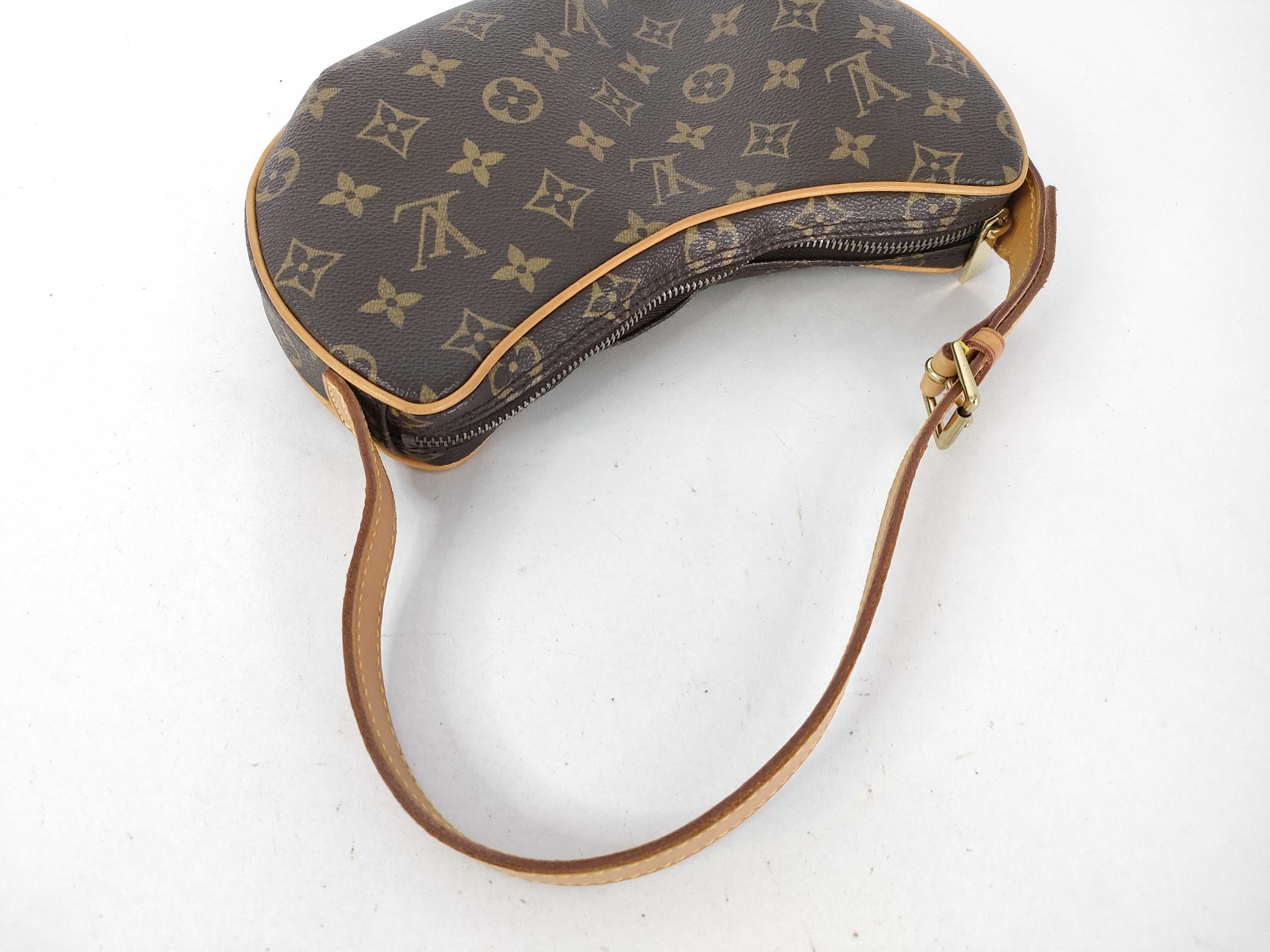 Monogram Croissant MI0098 Handbag — view 3
