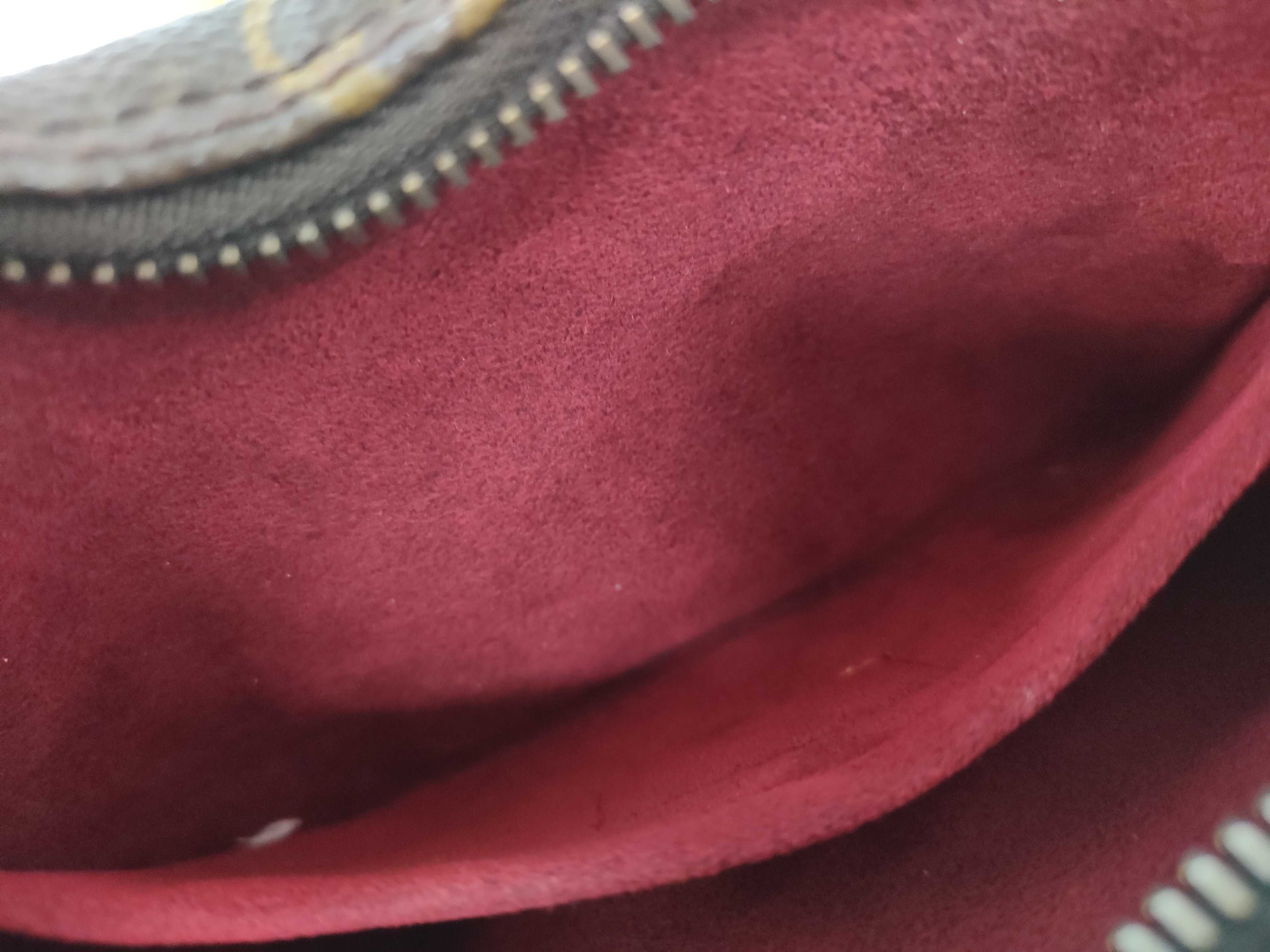Monogram Croissant MI0098 Handbag — view 10