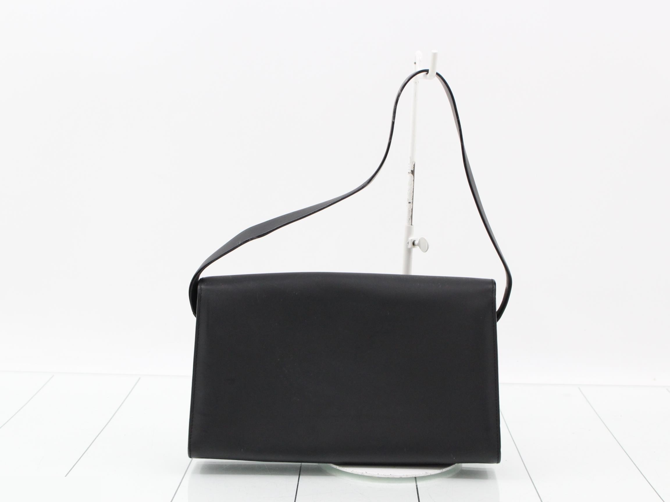 handbag — view 2
