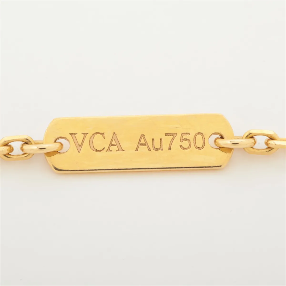 Vintage Alhambra Guilloche Necklace 750 (Yellow Gold) 6.6g JC090772 VCARP4KL00 — view 4
