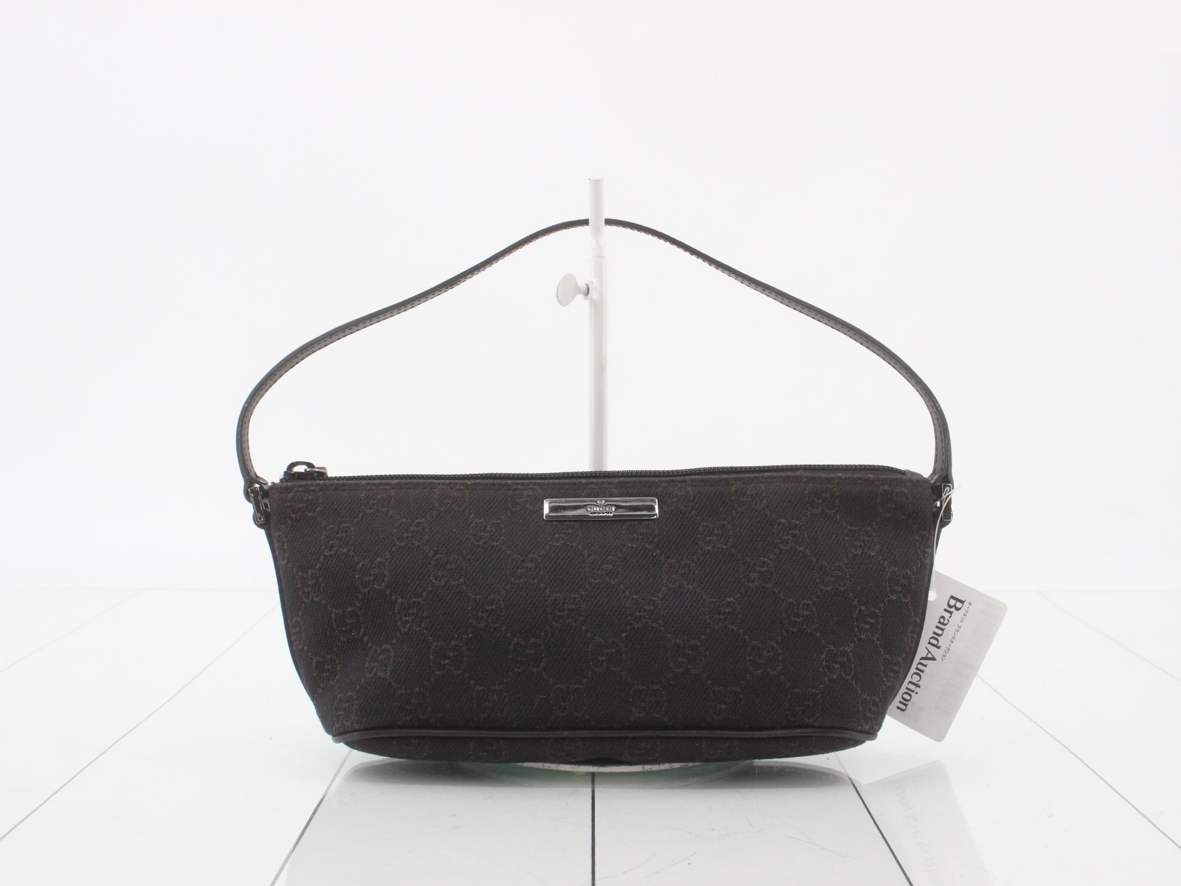 GG Accessory Pouch One-Shoulder Bag