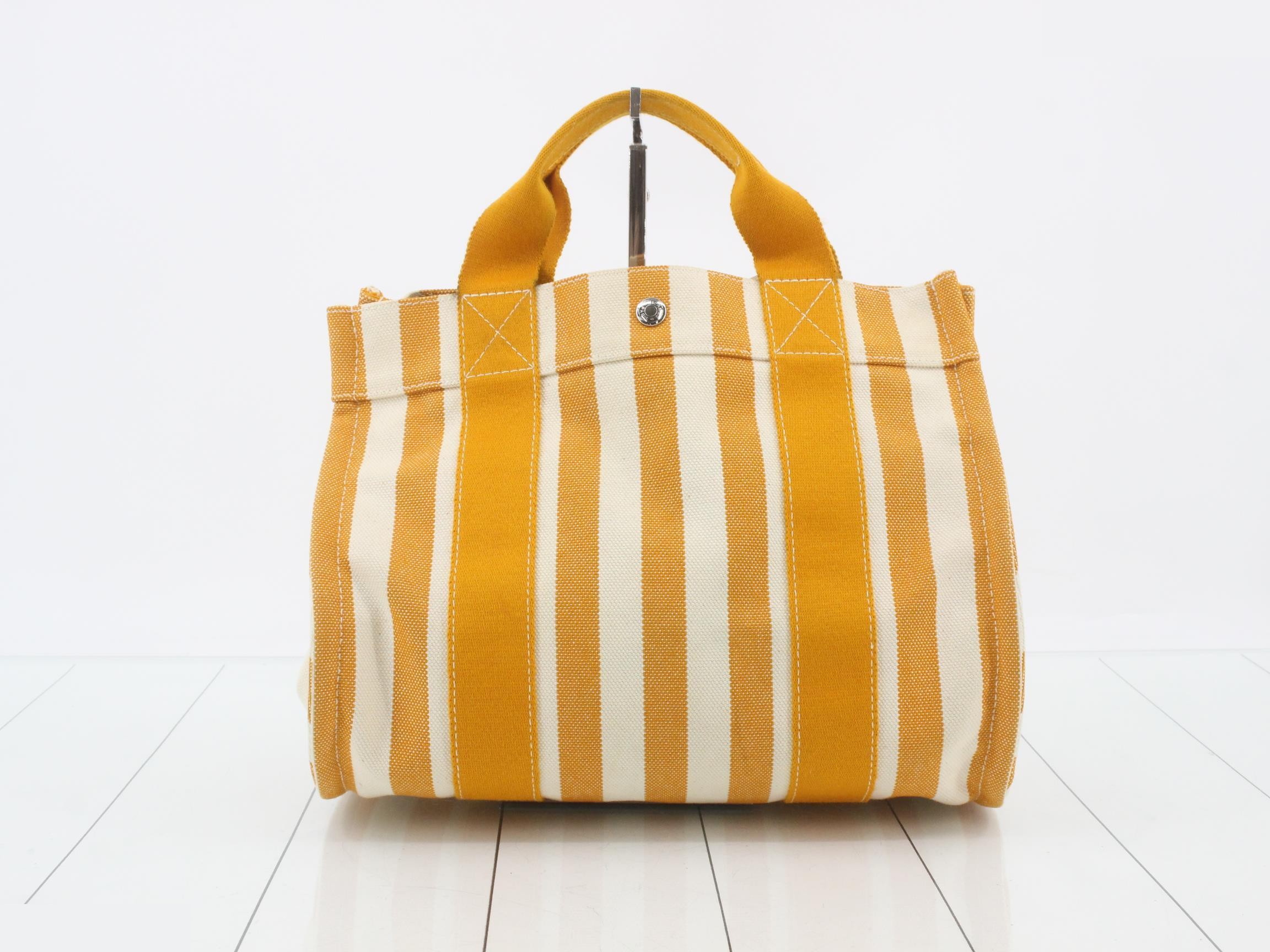 handbag — view 2