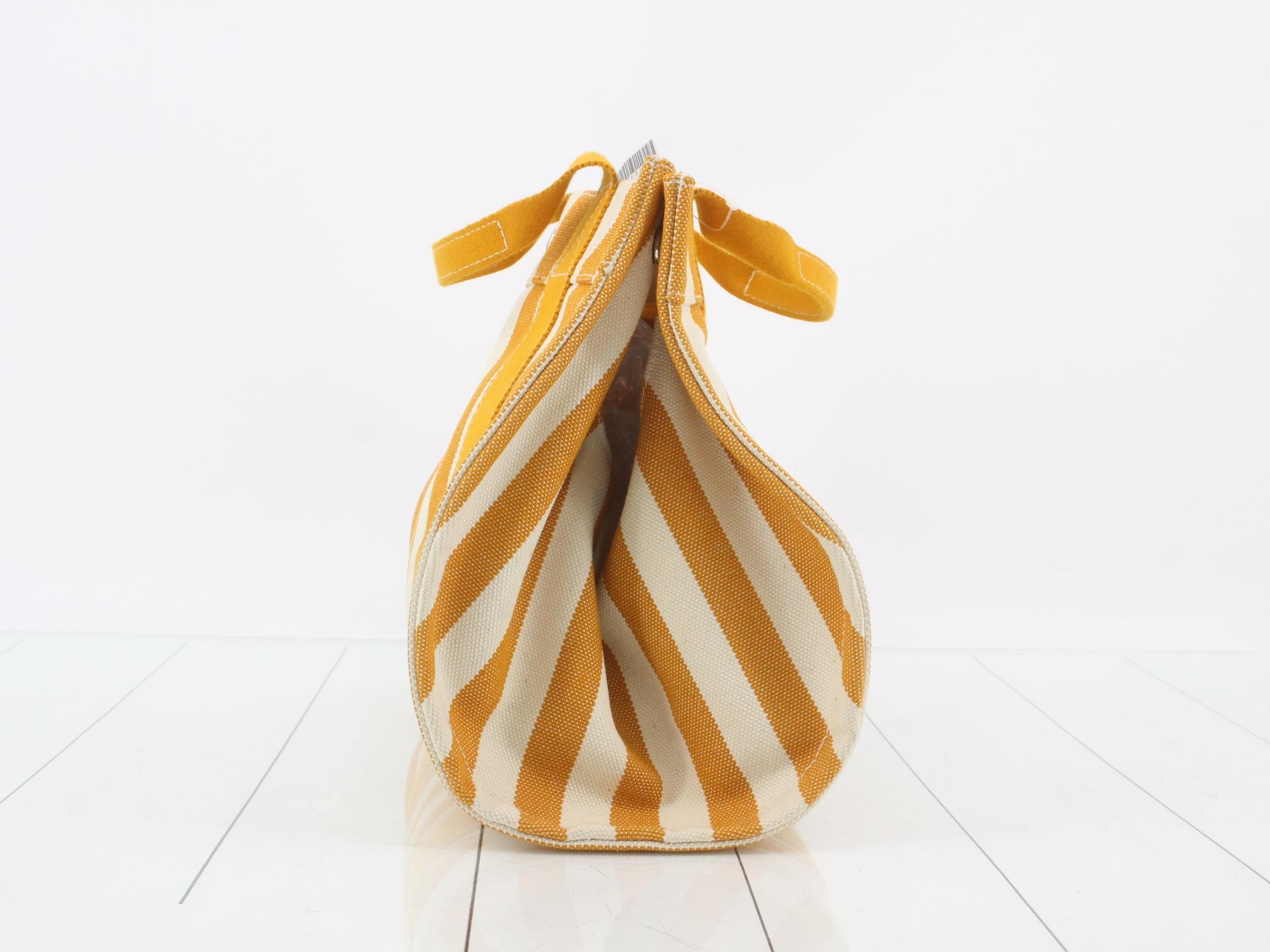 handbag — view 4