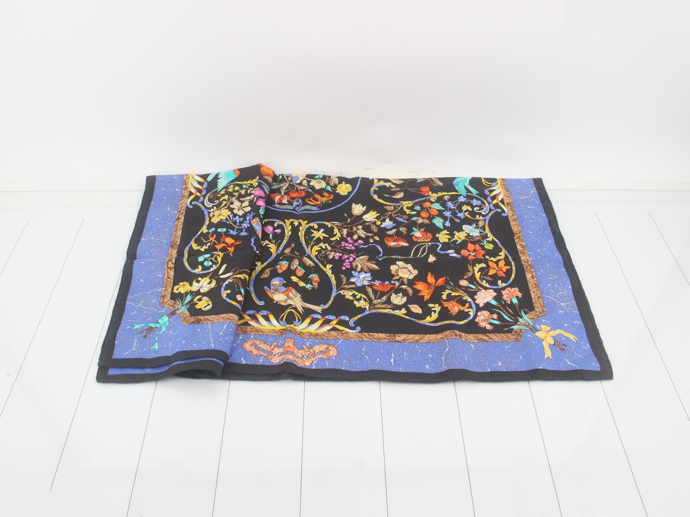 scarf — view 3