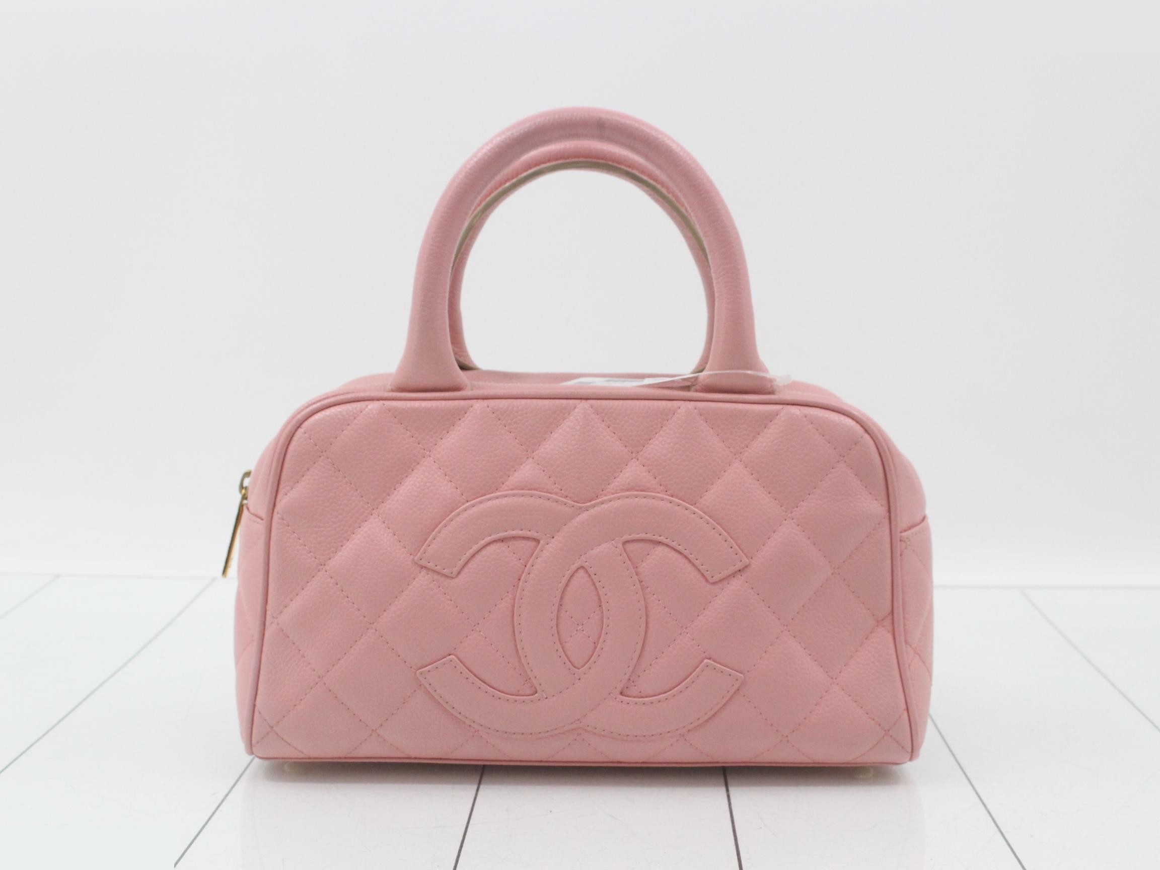 Caviar leather handbag with Coco Mark, pink
