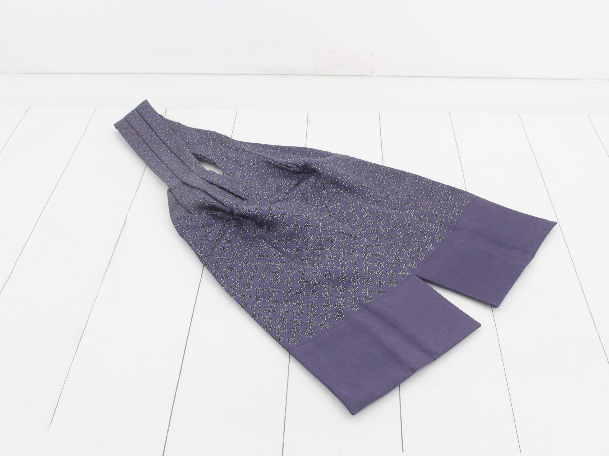 scarf — view 3