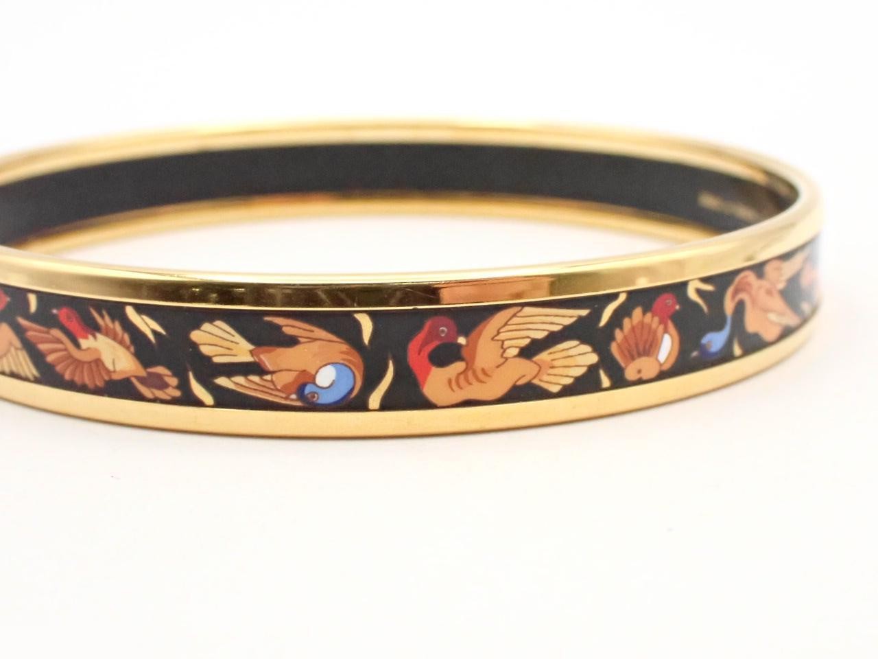 Enamel bangle, wrist circumference approximately 21 cm — view 3