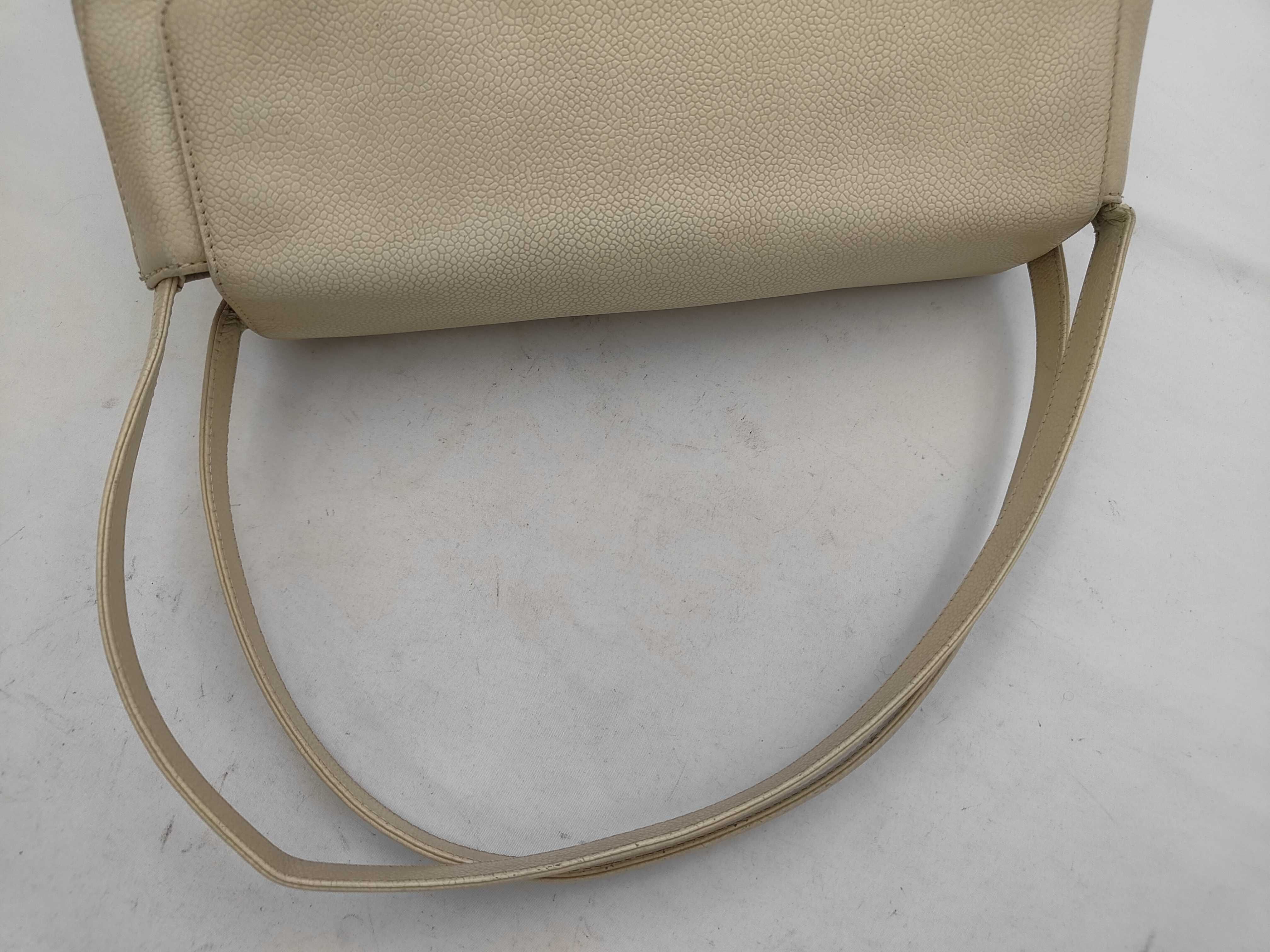 handbag — view 3