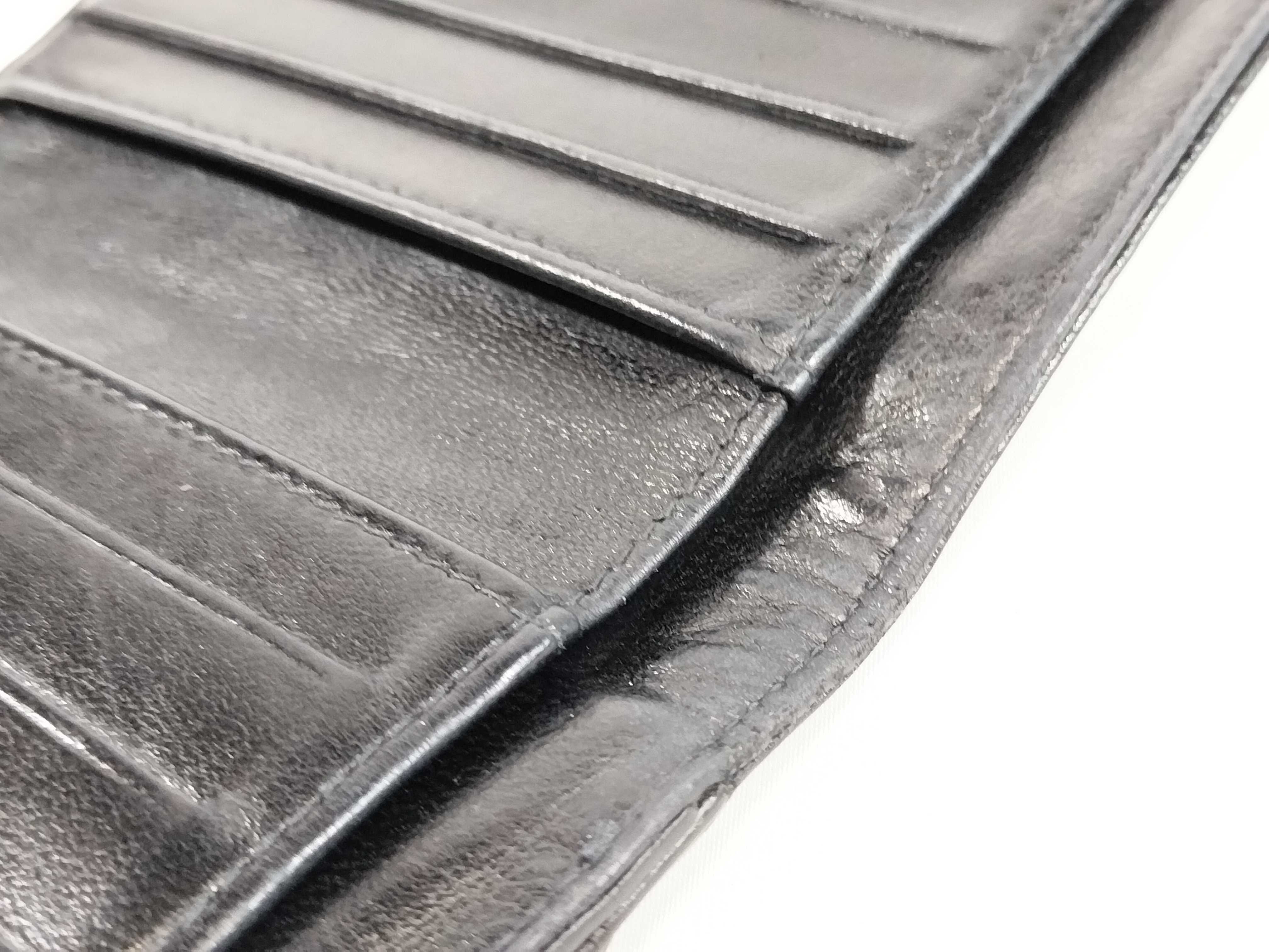 Caviar Skin Bi-fold Wallet with Coco Mark, Black, Double Snap Closure — view 7