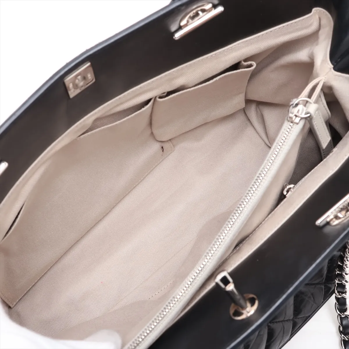 Portobello Vintage Calf 2-Way Handbag, Black with Silver Hardware, 15734920 (Serial Number 15) — view 8
